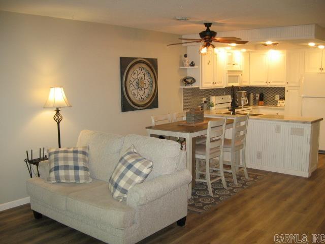 Lakewood Hills Condo - Residential