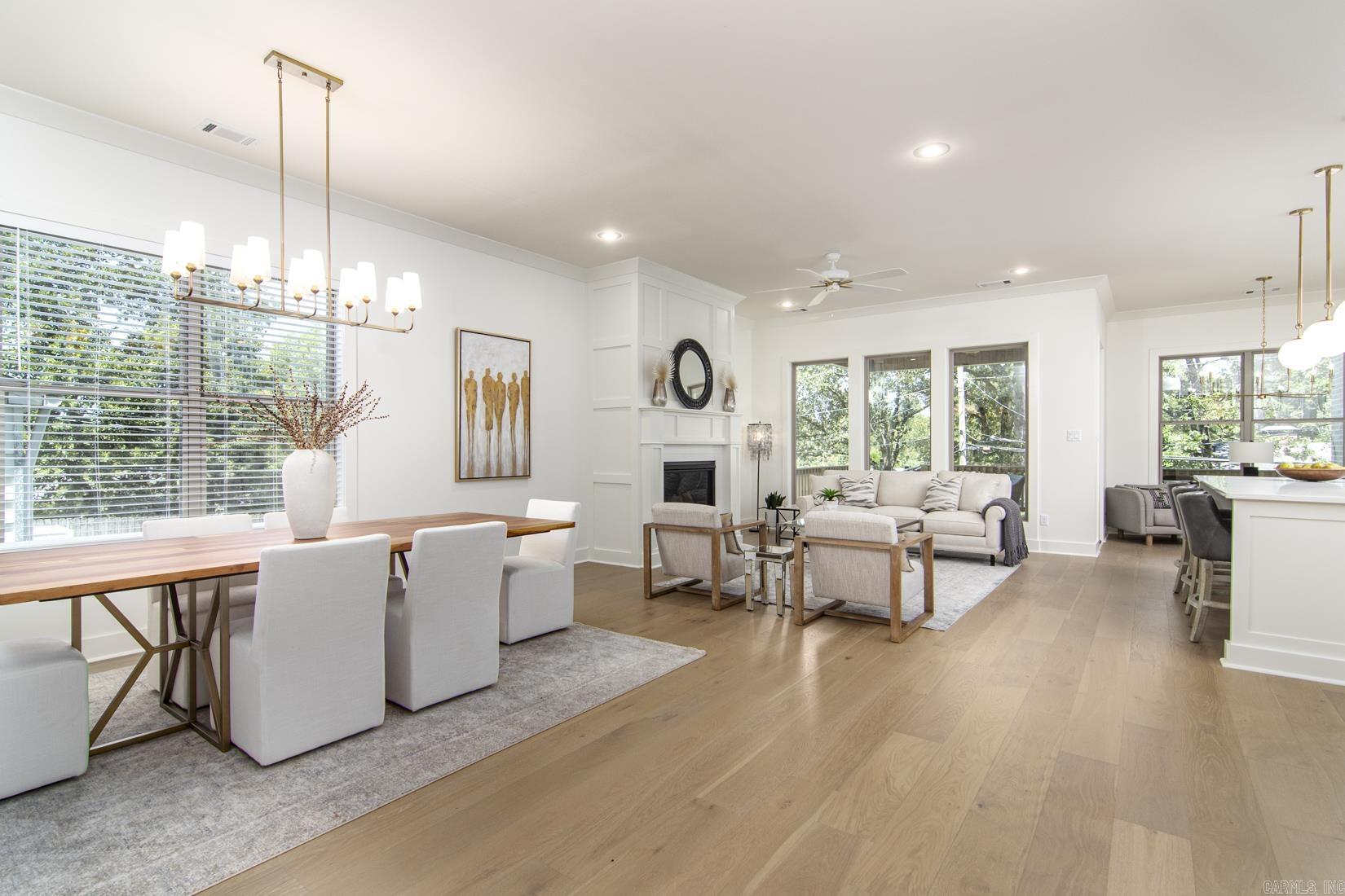 HOLLYWOOD - Residential