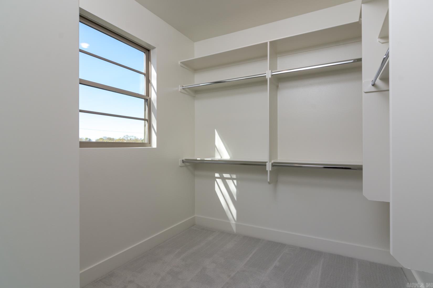 HOLLYWOOD - Residential