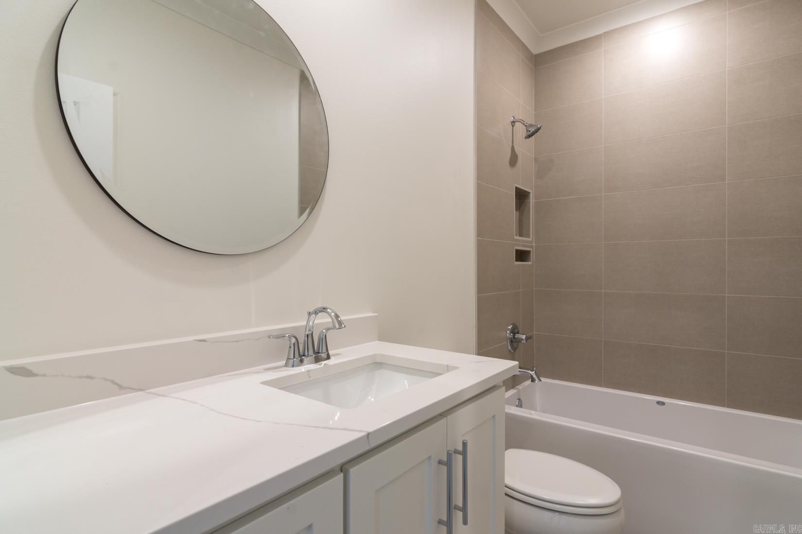 HOLLYWOOD - Residential