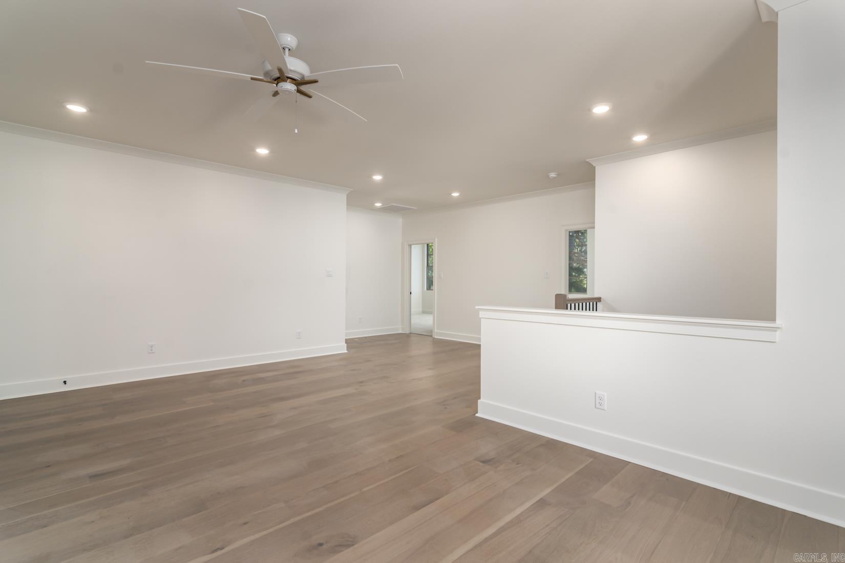 HOLLYWOOD - Residential