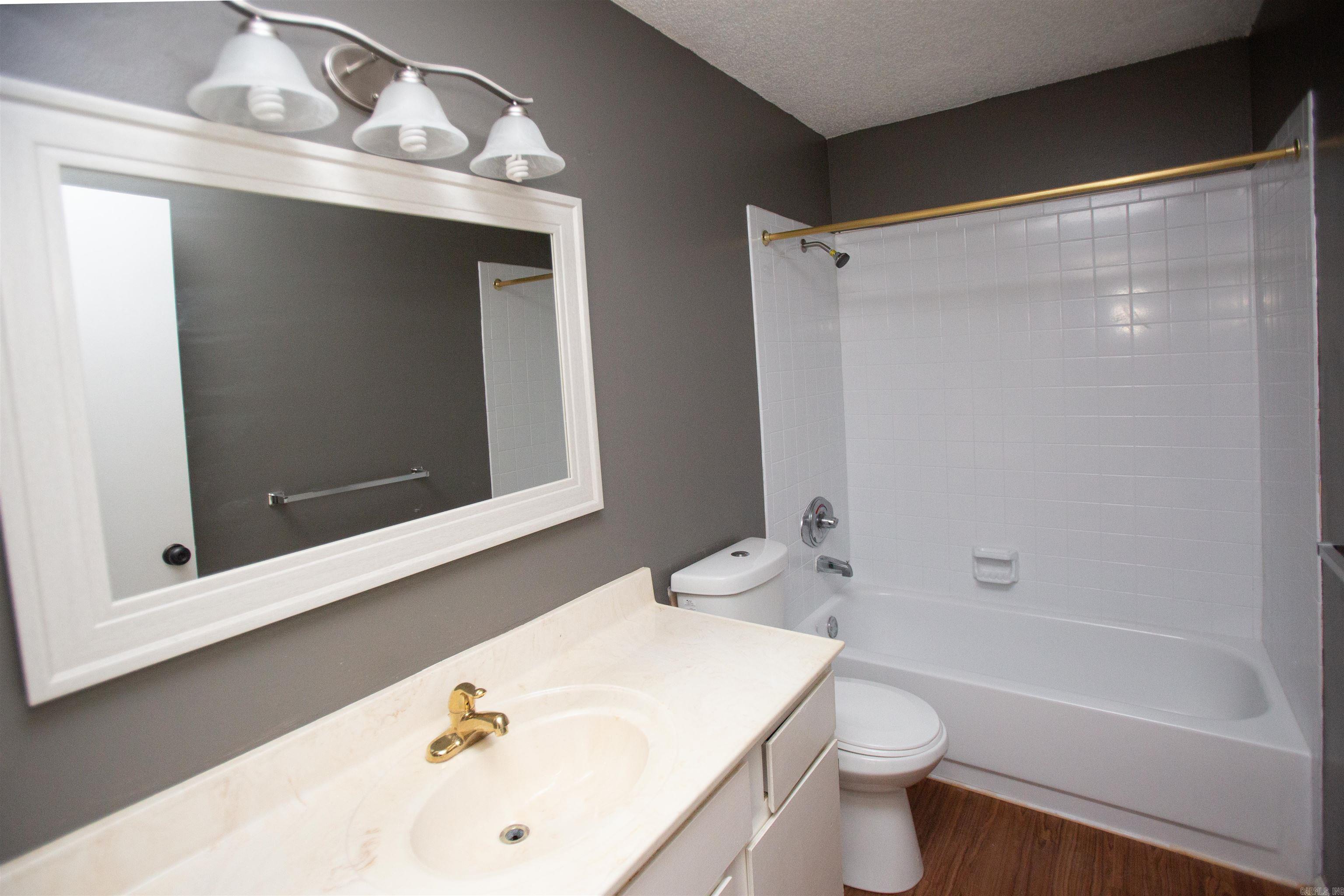 Tree Hill Park - Residential