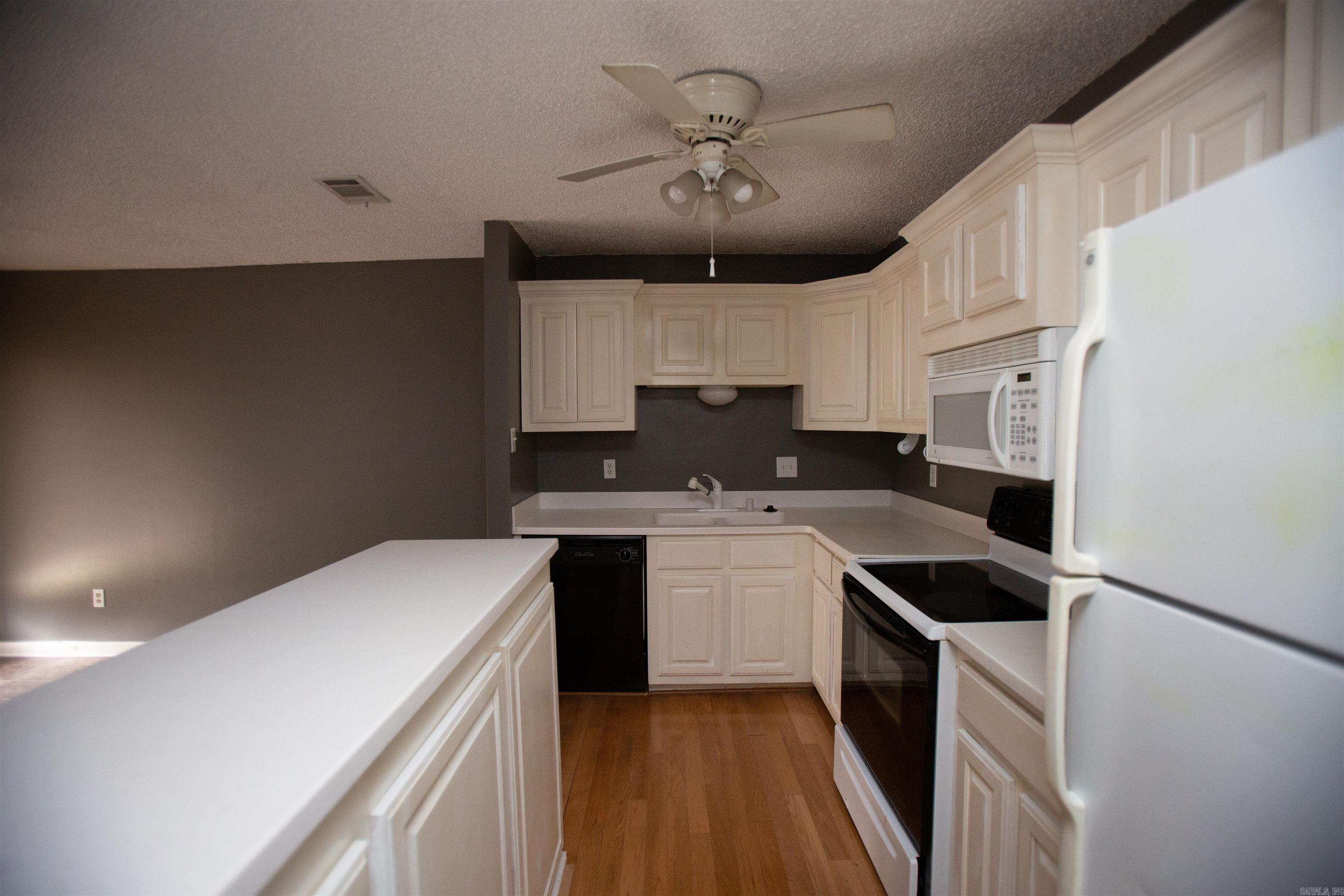 Tree Hill Park - Residential