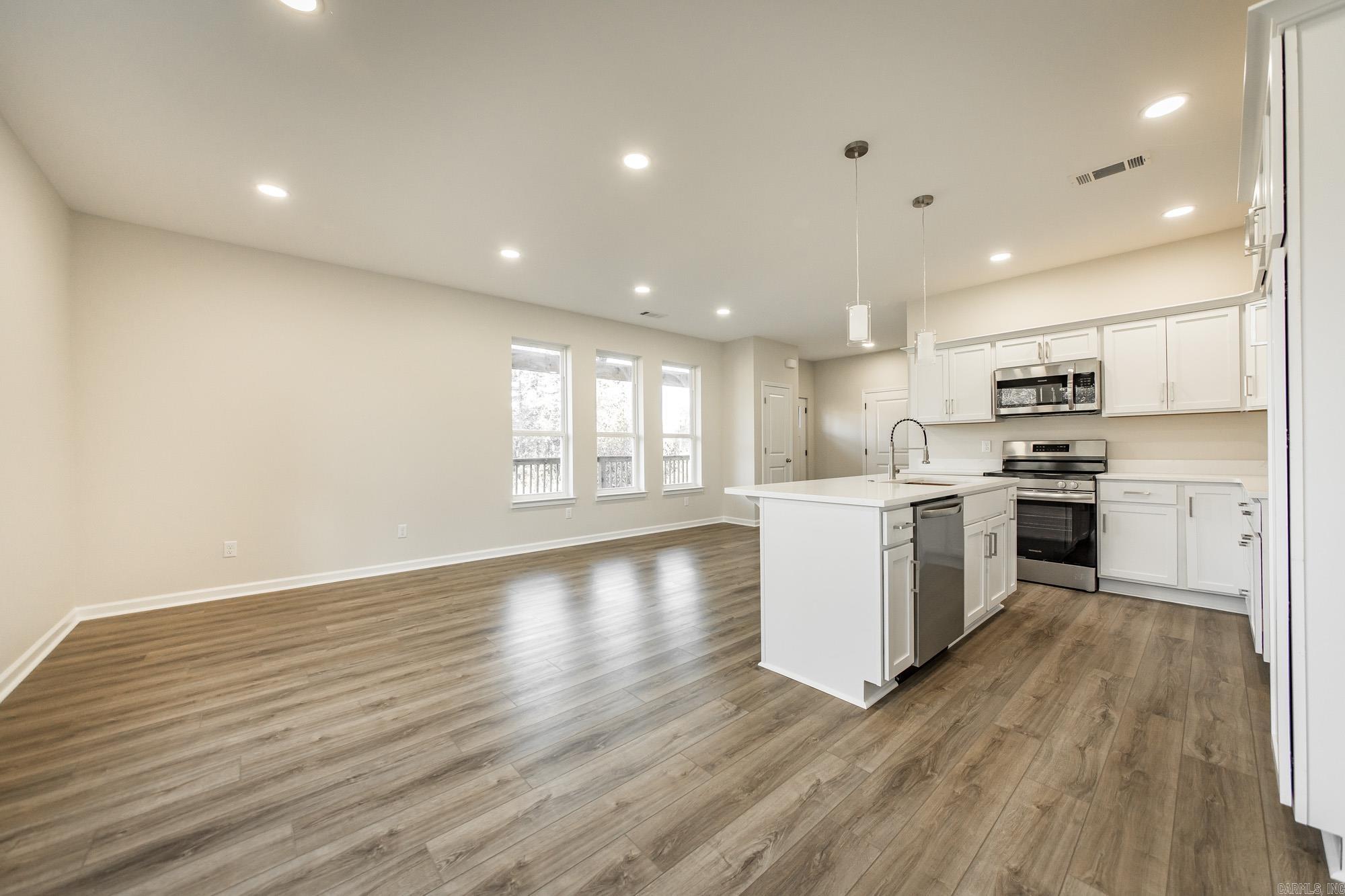 OXBOW LANDING - Residential