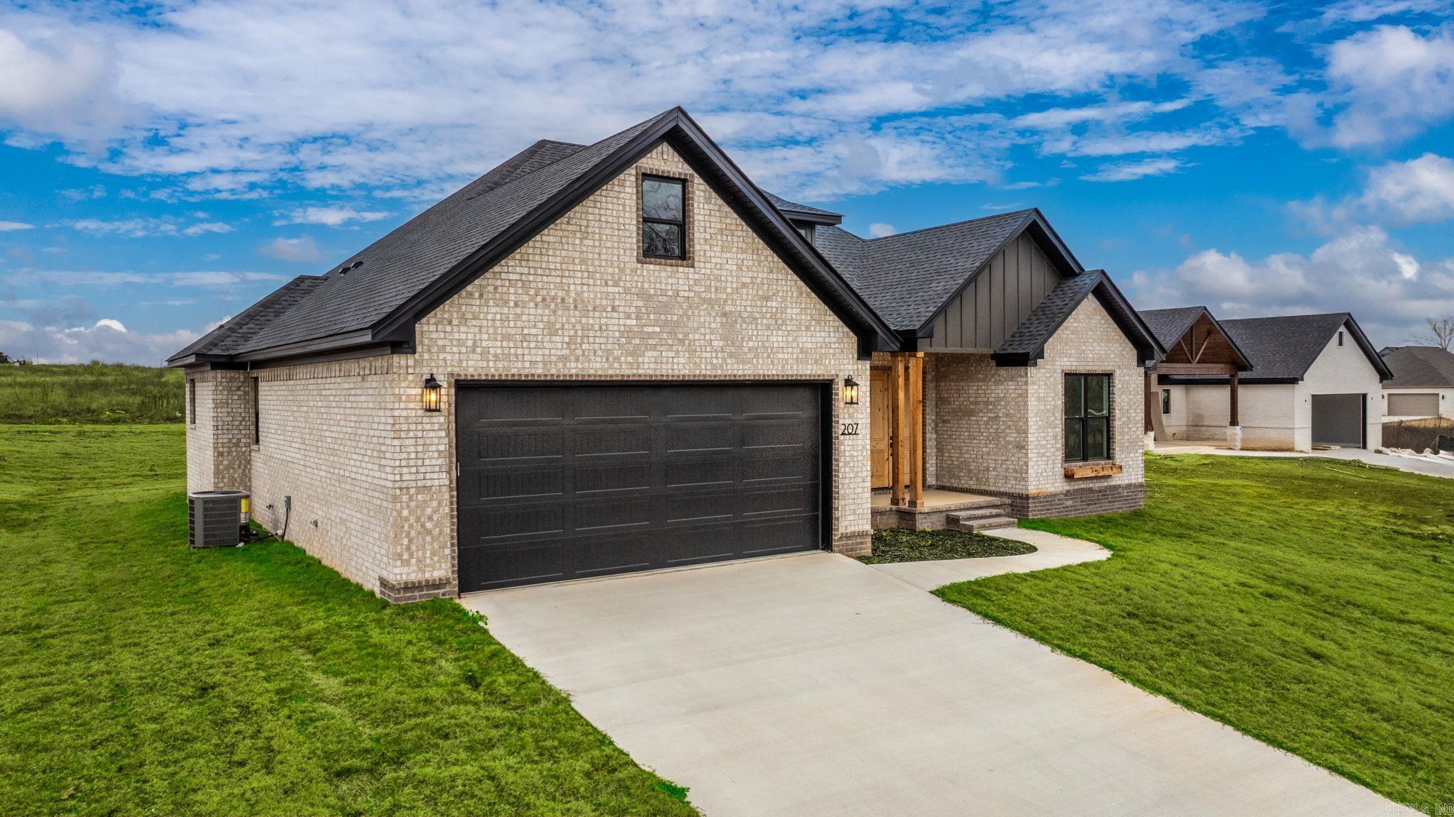 HIDDEN VALLEY ESTATES - Residential