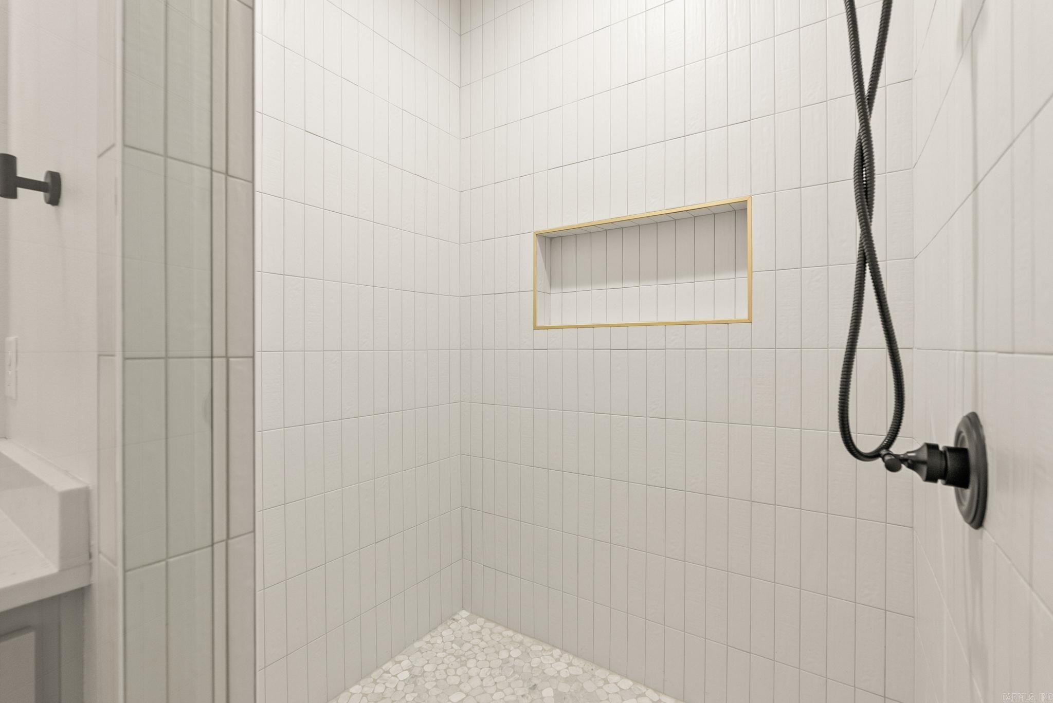 HIDDEN VALLEY ESTATES - Residential