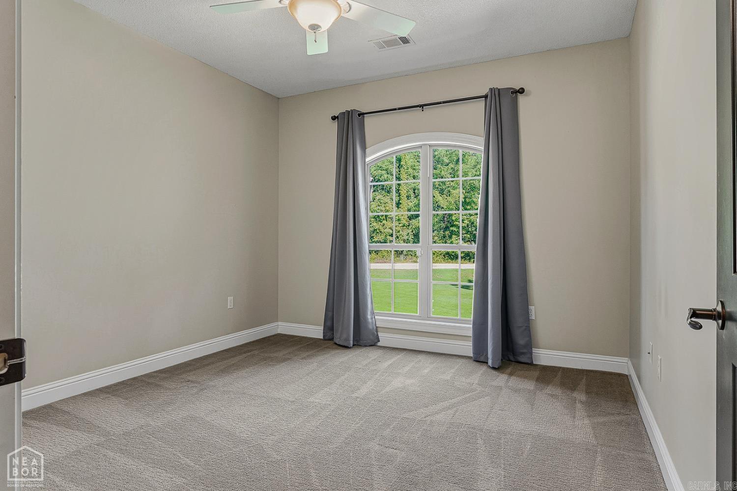 THE GROVE - Residential