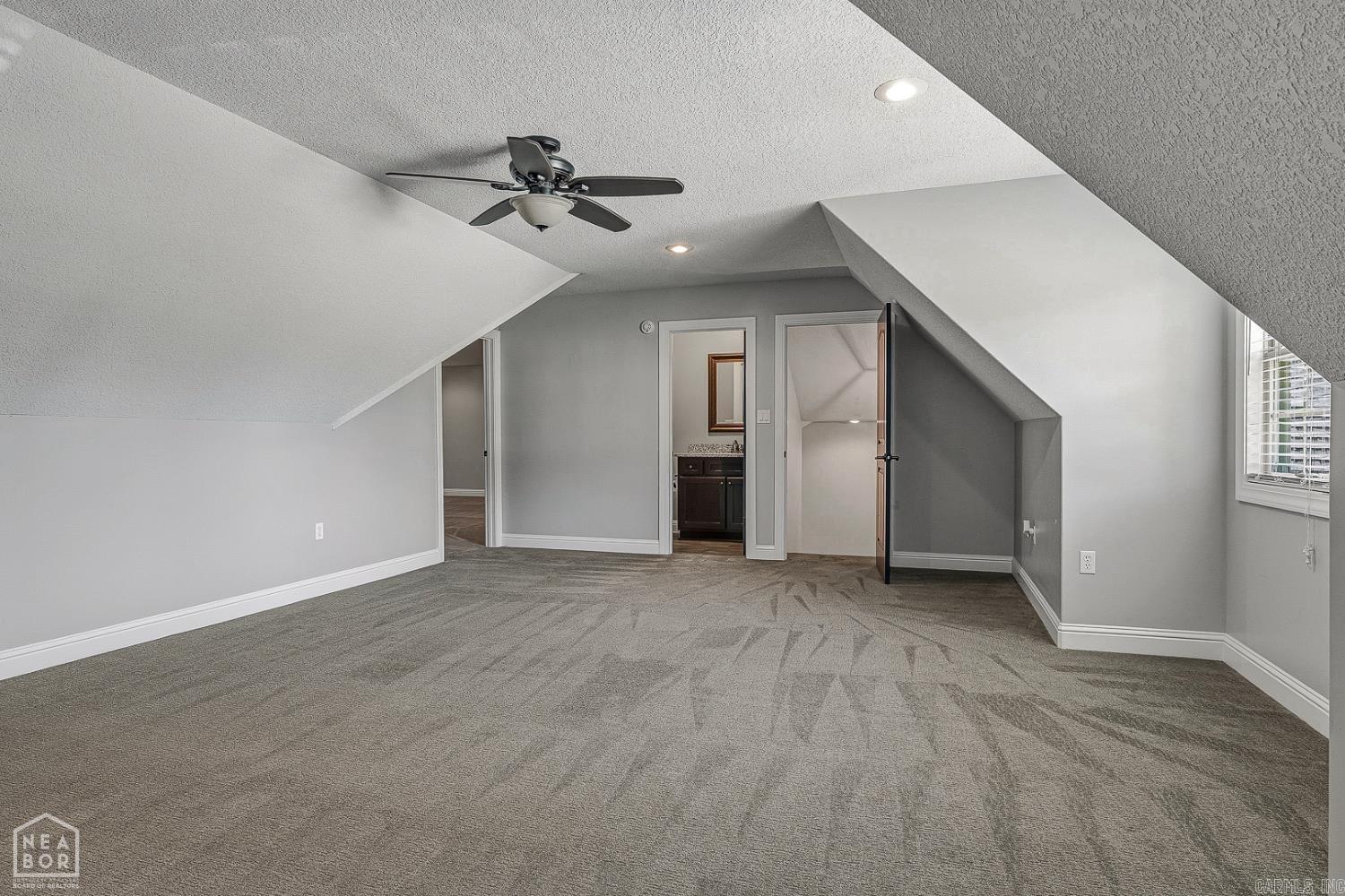 THE GROVE - Residential