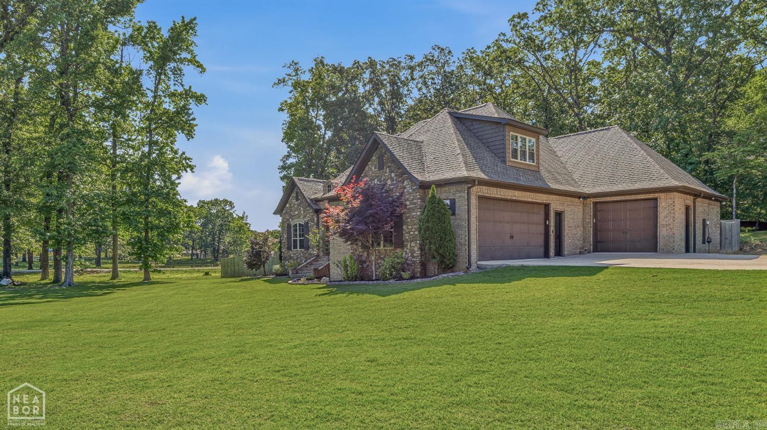 THE GROVE - Residential