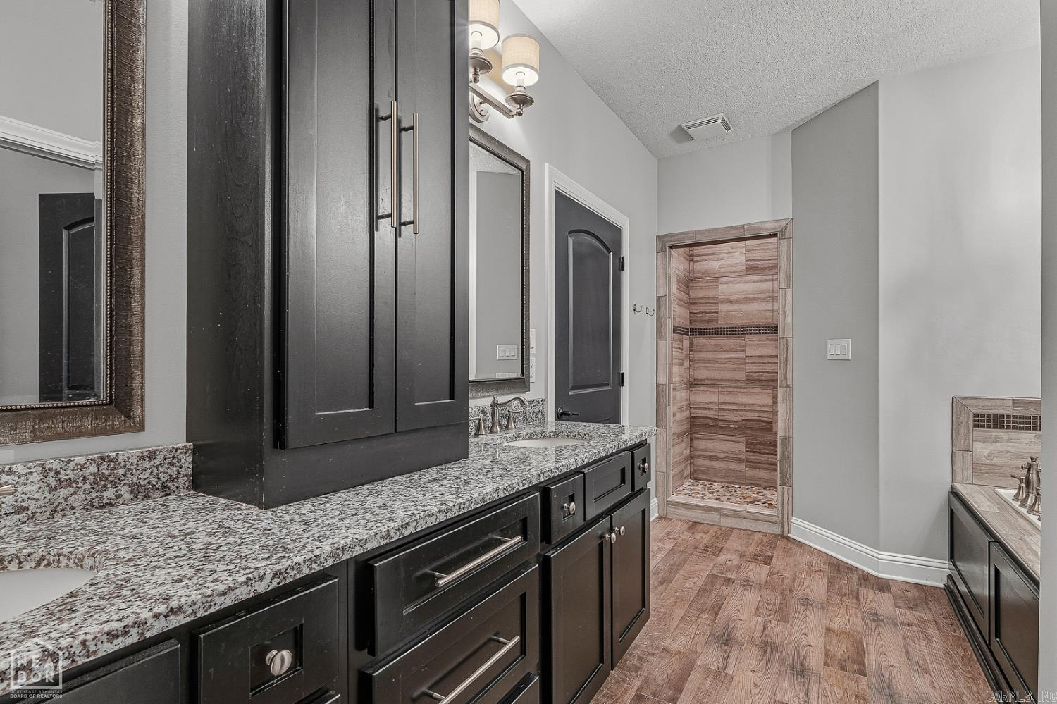 THE GROVE - Residential