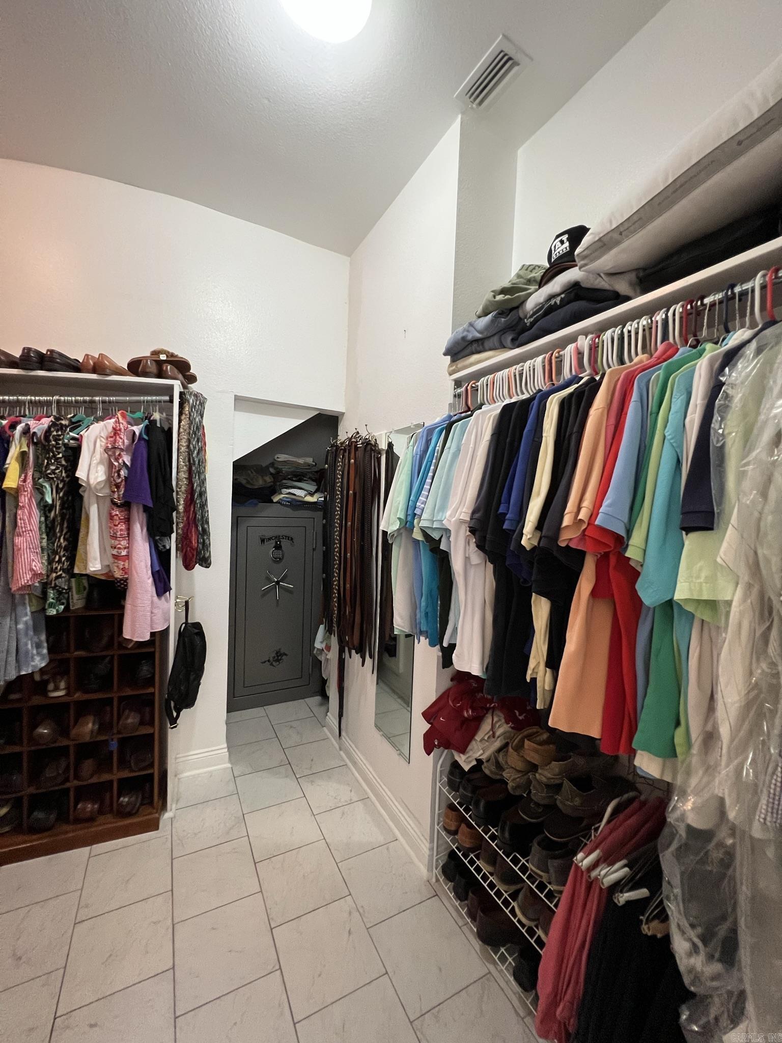 TIMBER RIDGE ESTATES - Residential