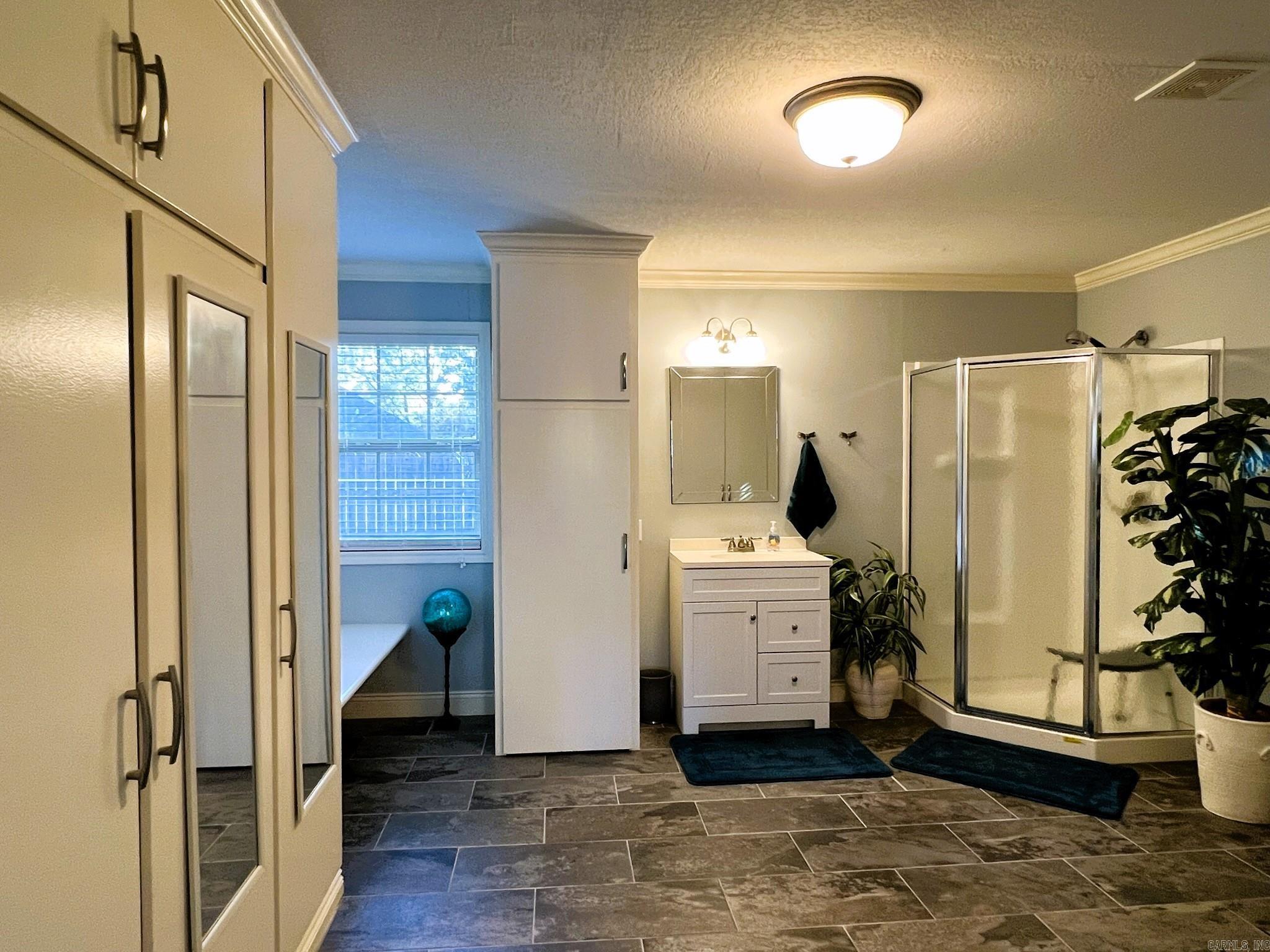 TIMBER RIDGE ESTATES - Residential