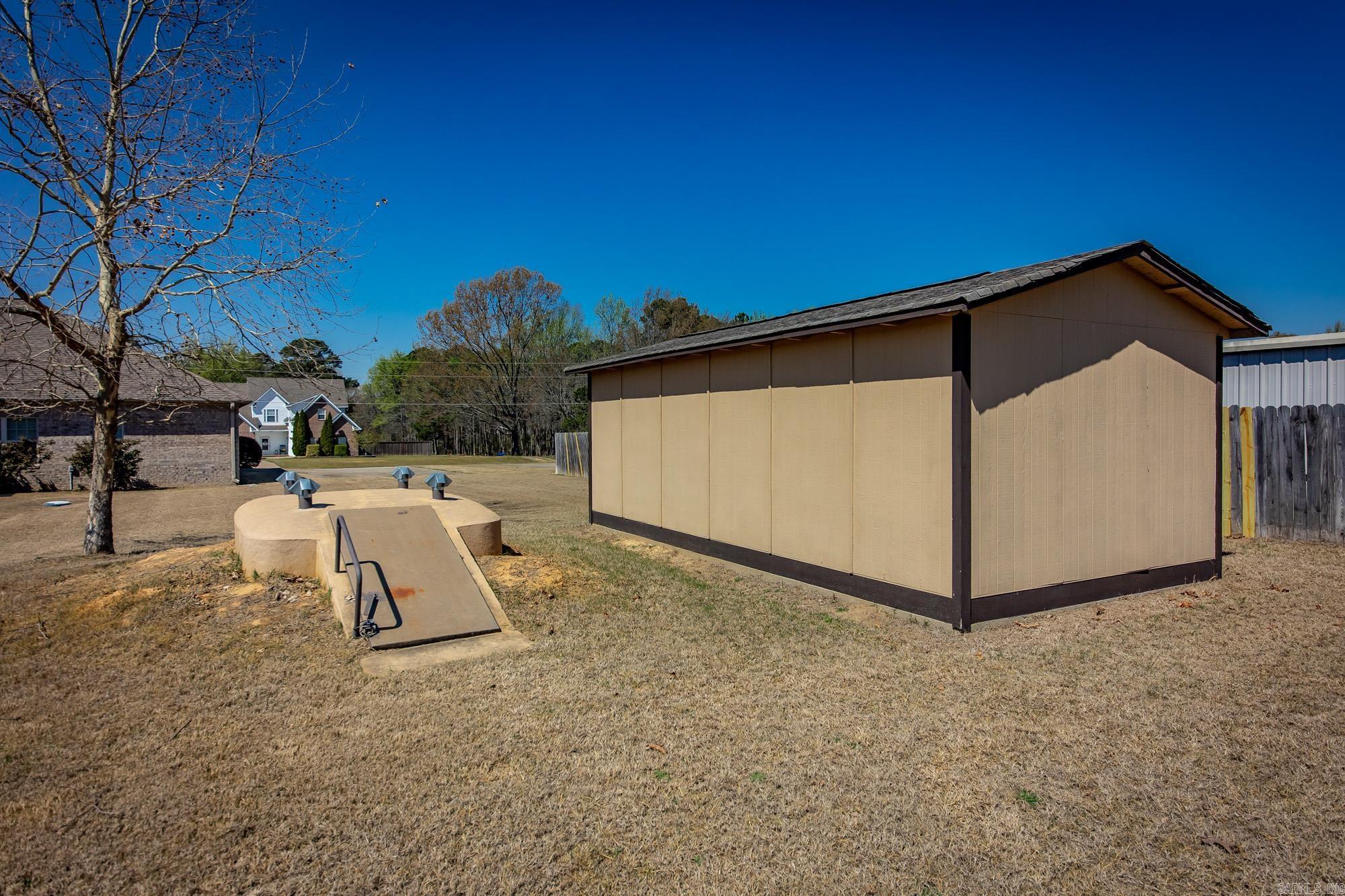 TRIPLE J ESTATES - Residential