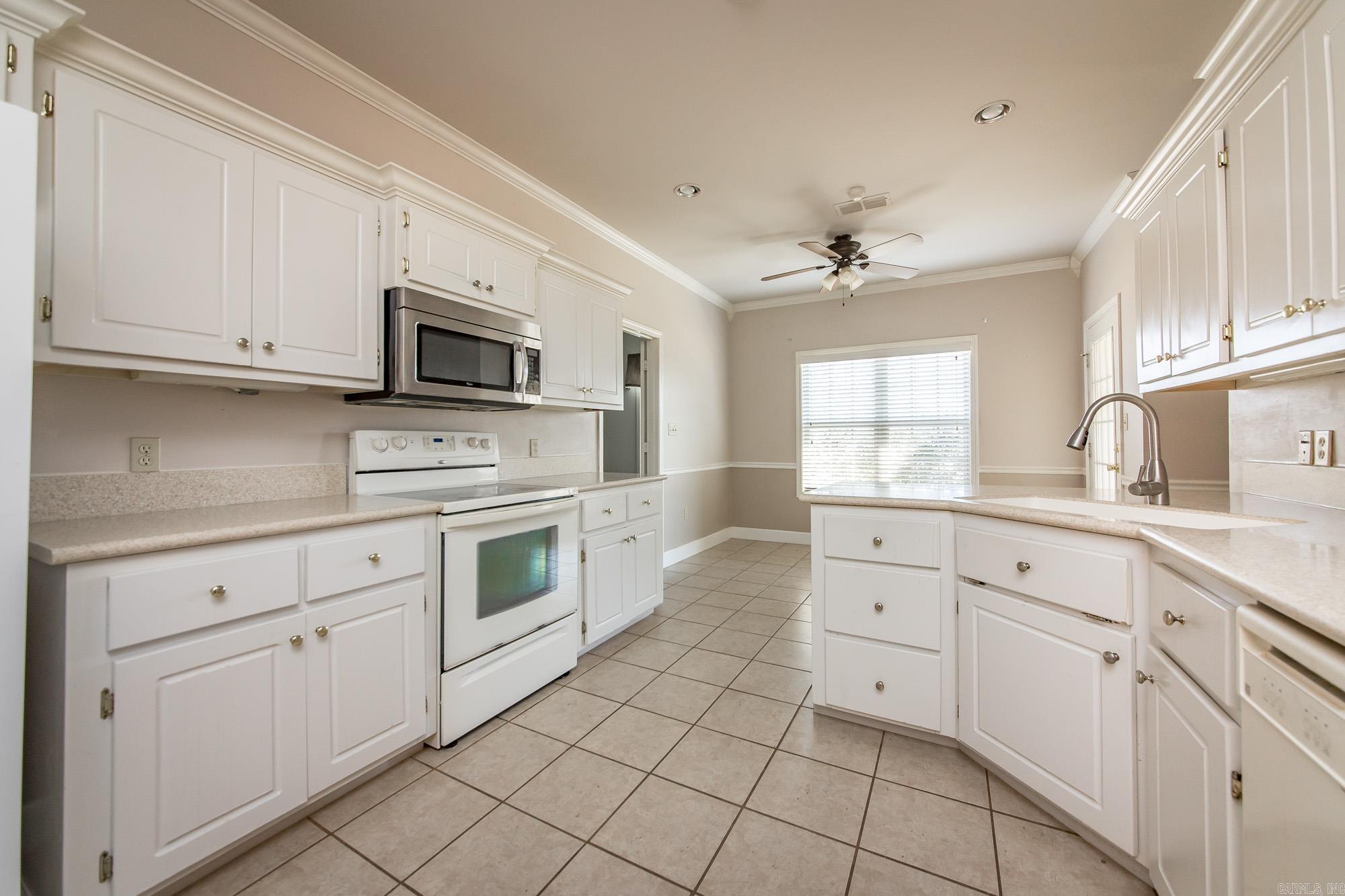 TRIPLE J ESTATES - Residential