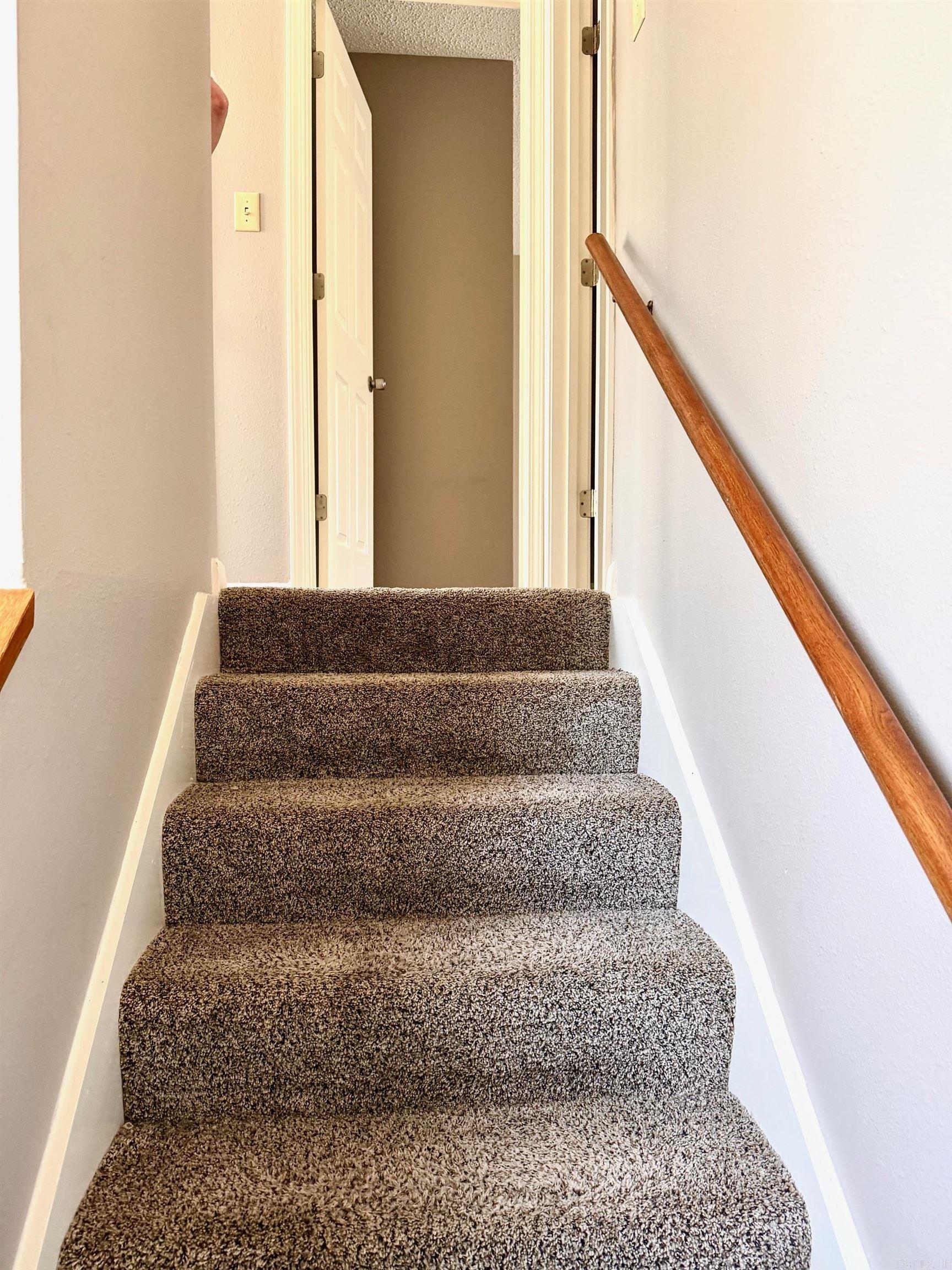 Desoto Courts Townhouse - Residential