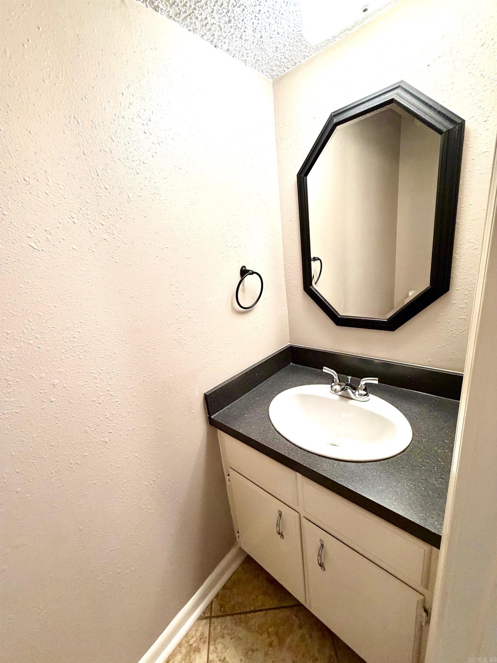 Desoto Courts Townhouse - Residential