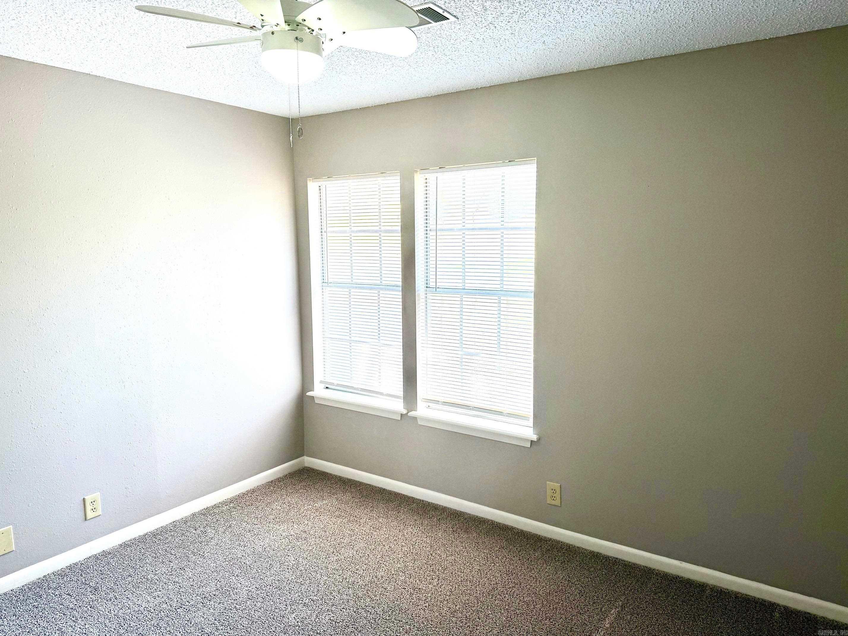 Desoto Courts Townhouse - Residential