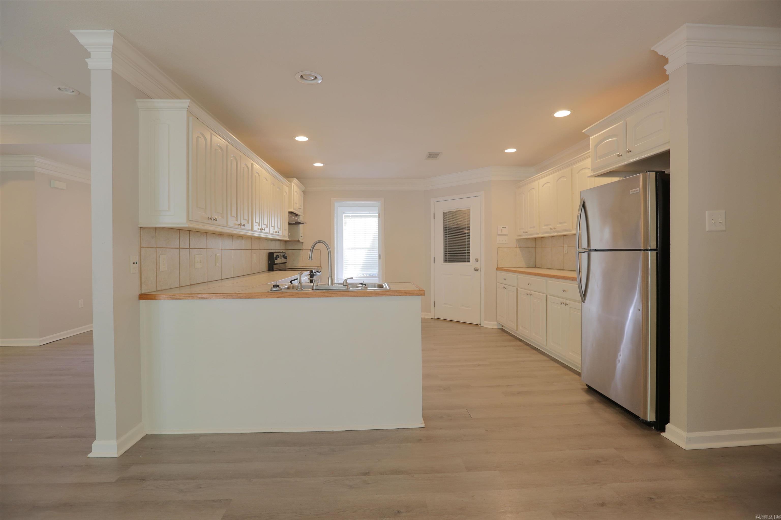 SANDALWOOD - Residential