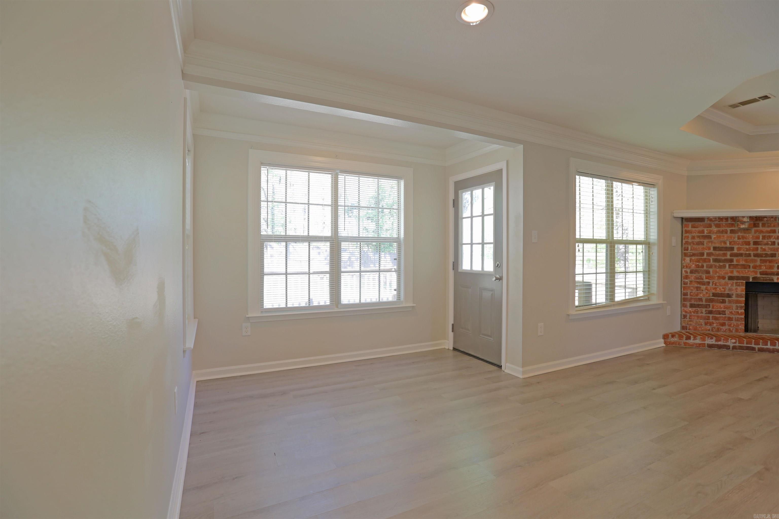 SANDALWOOD - Residential