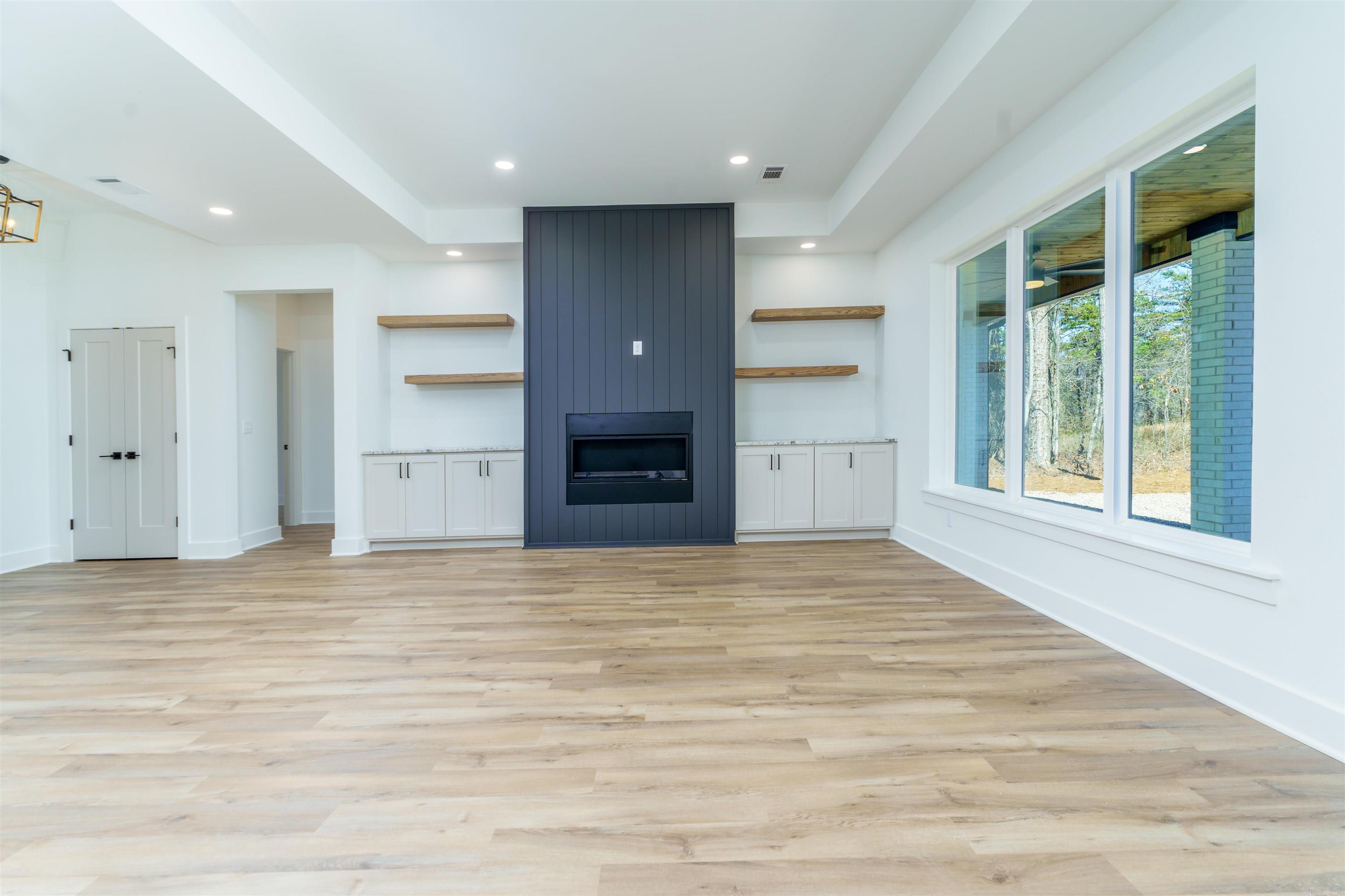Estrella - Residential