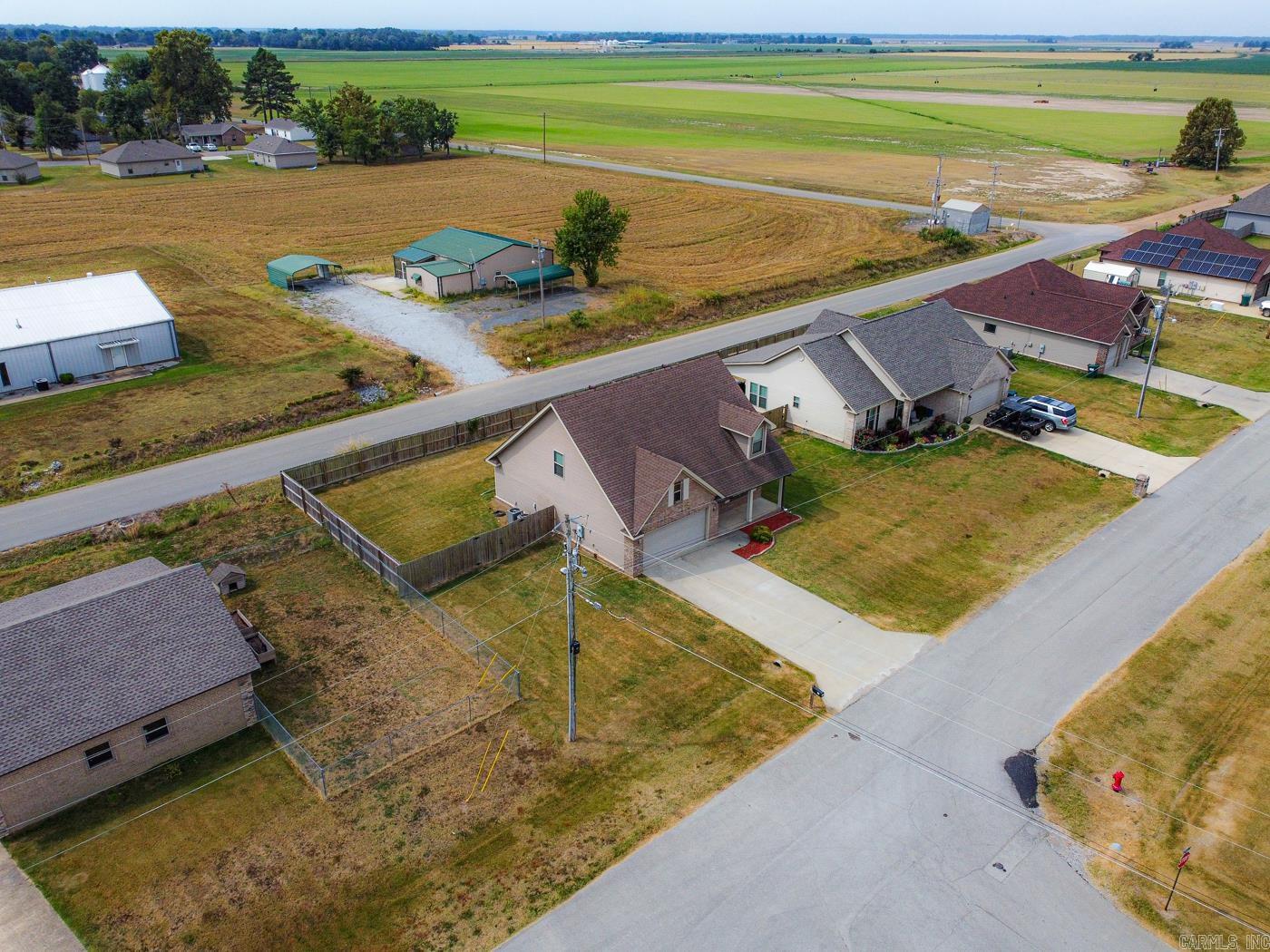 DUNFORD VILLAGE - Residential