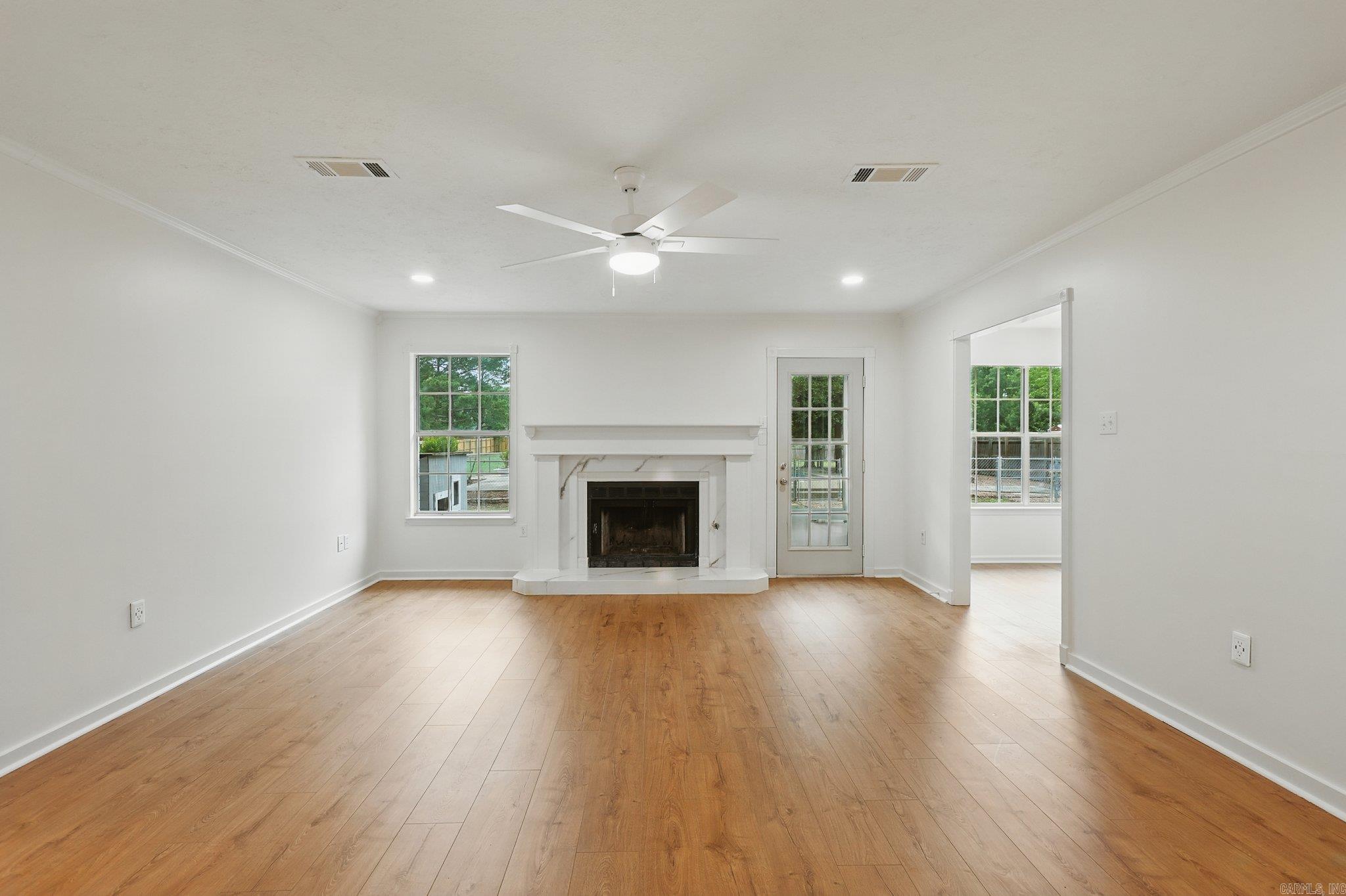 GOLDEN MEADOWS - Residential