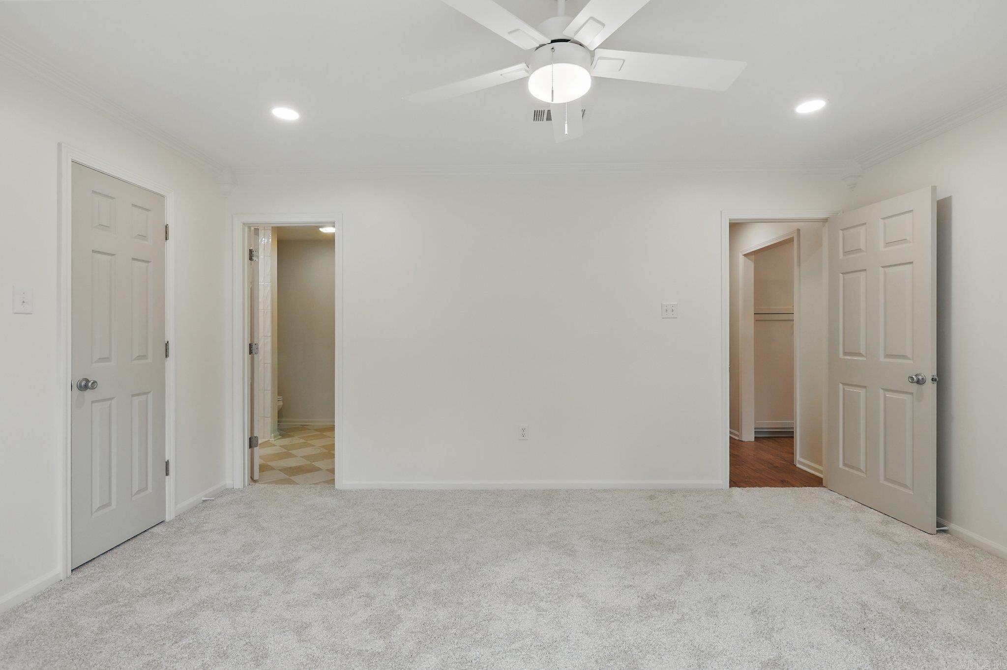 GOLDEN MEADOWS - Residential