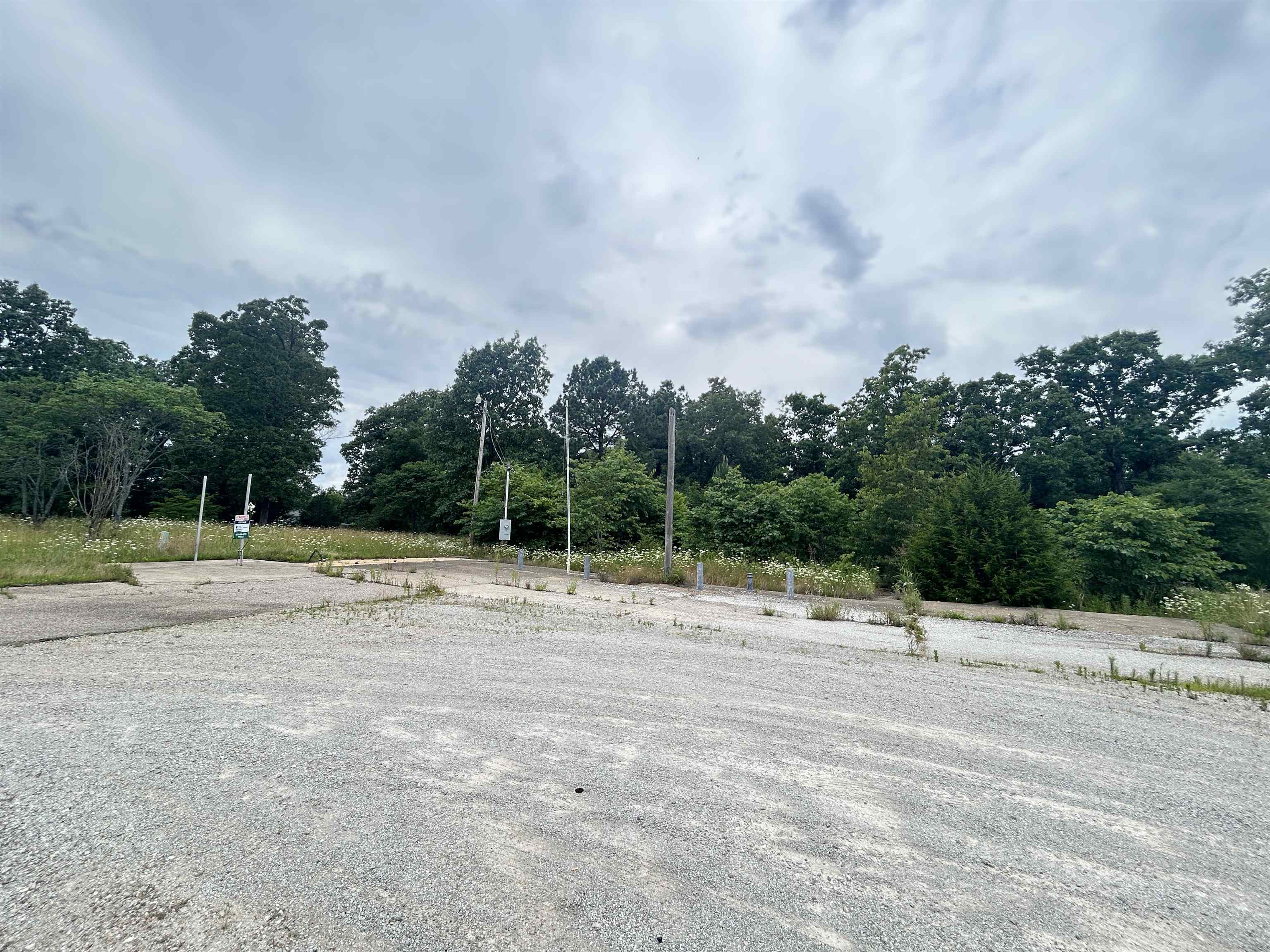 Metes & Bounds - Commercial Sale