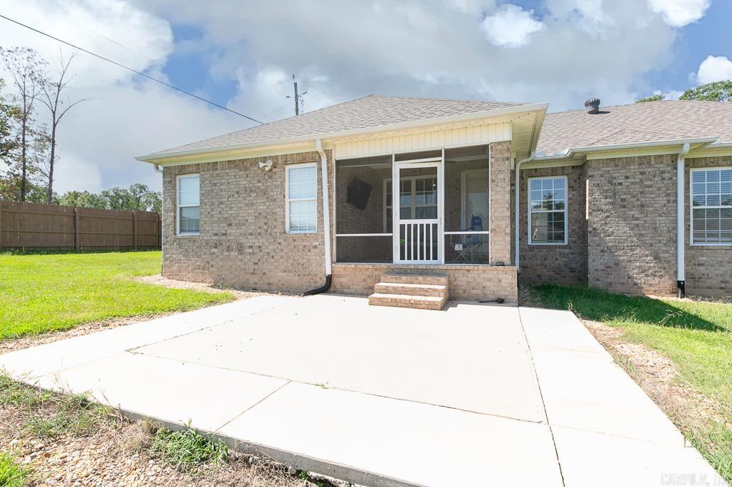 CEDAR CREEK - Residential