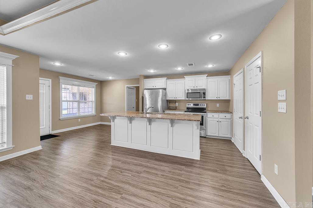 CEDAR CREEK - Residential