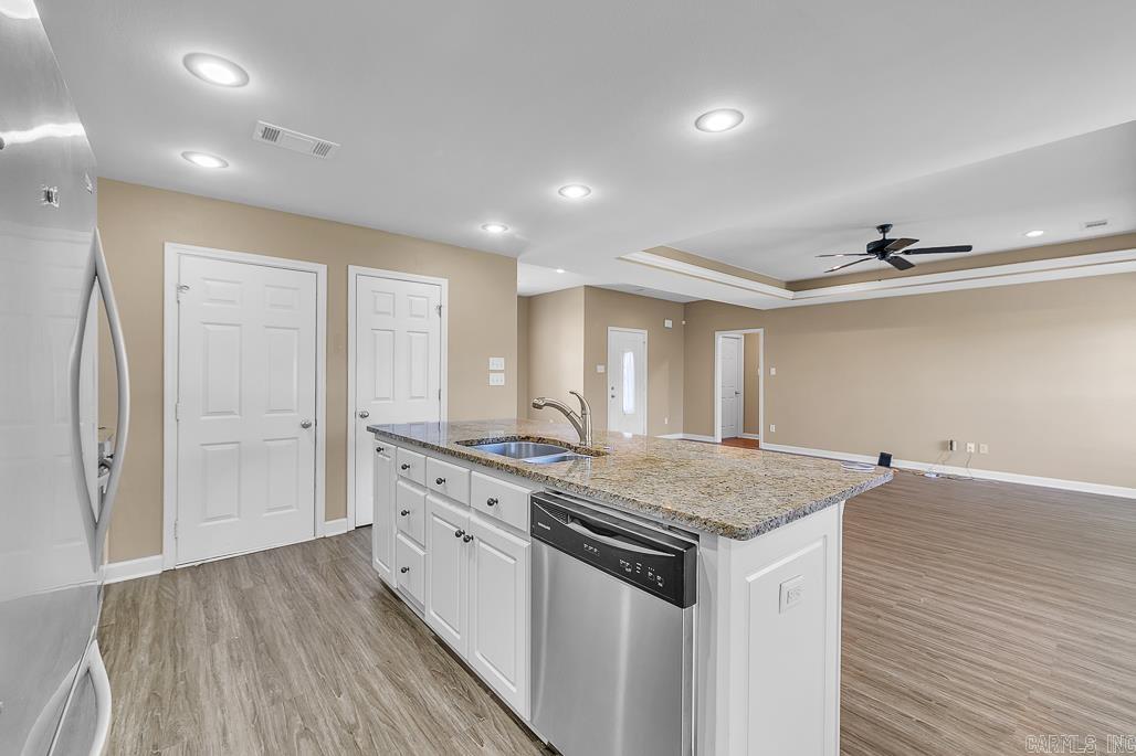 CEDAR CREEK - Residential