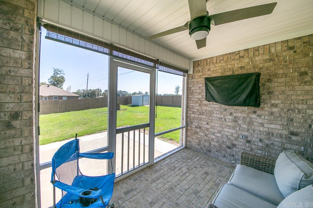 CEDAR CREEK - Residential