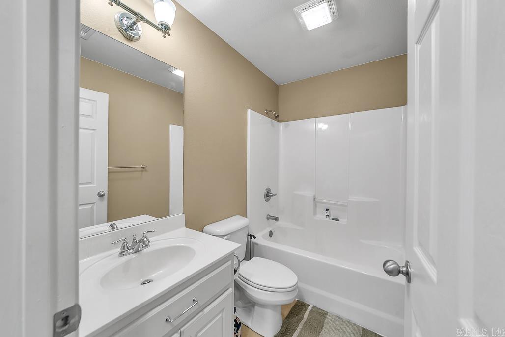 CEDAR CREEK - Residential