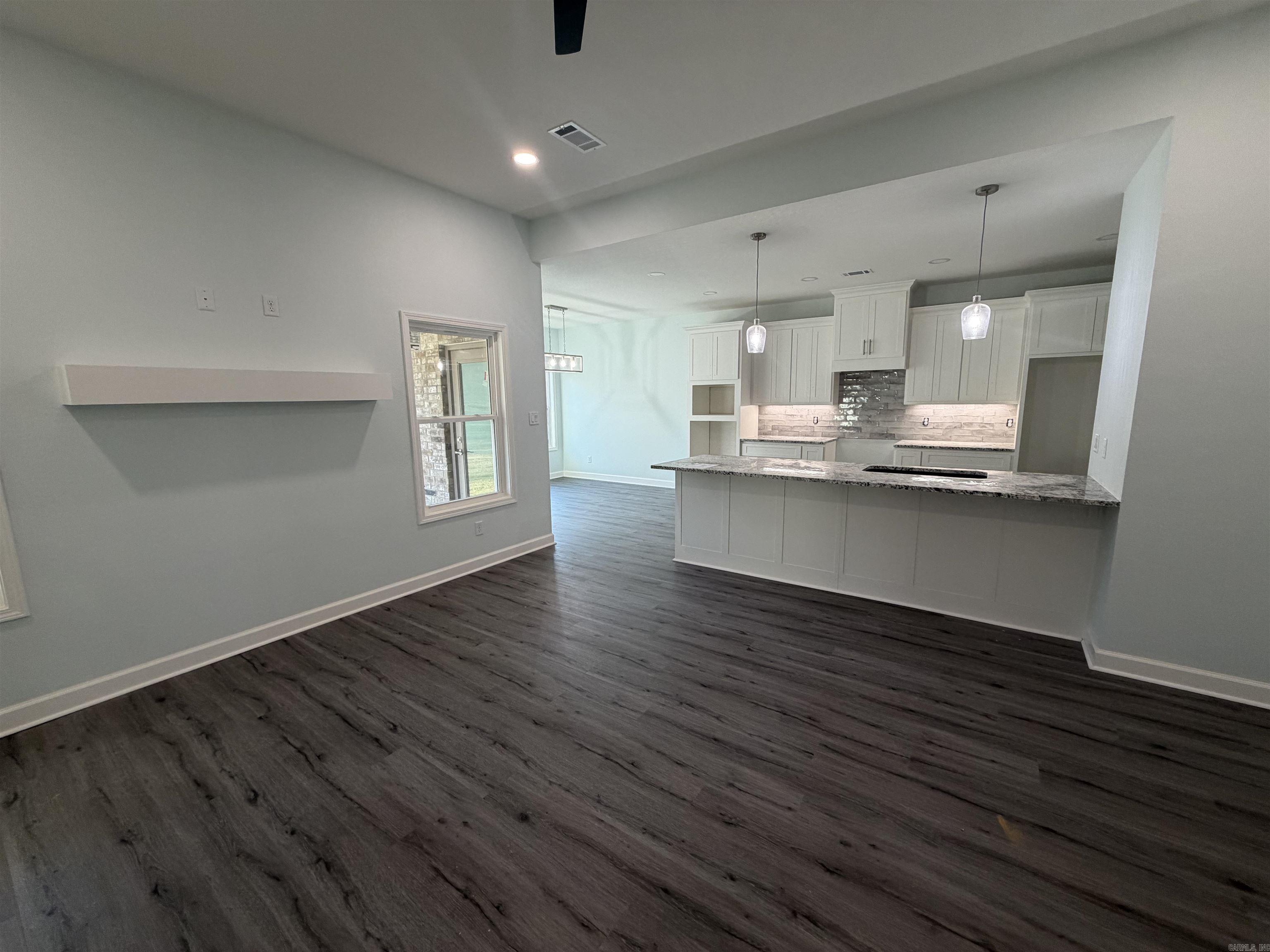 WINCHESTER ESTATES - Residential