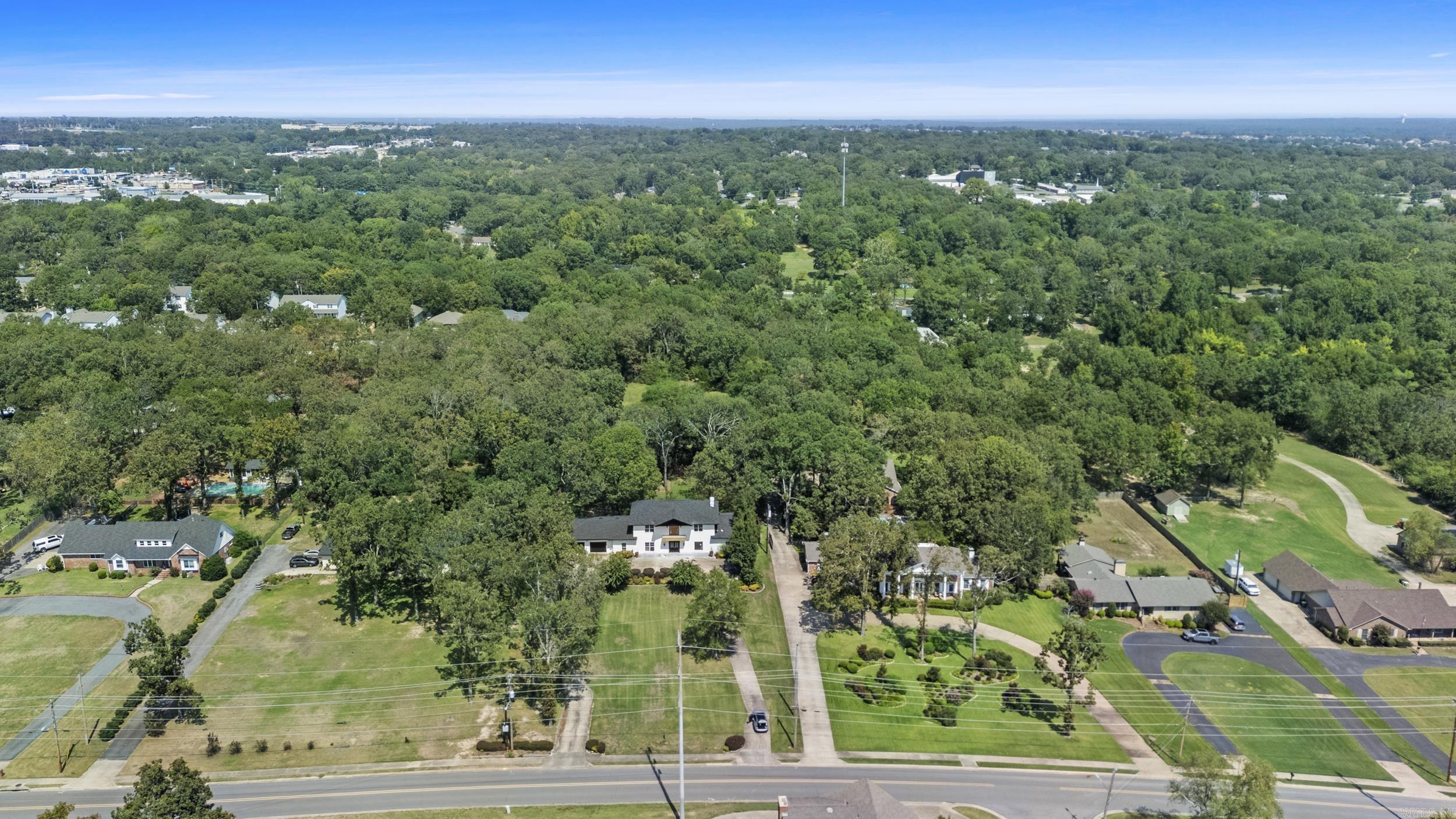 CLUB ROAD - Residential