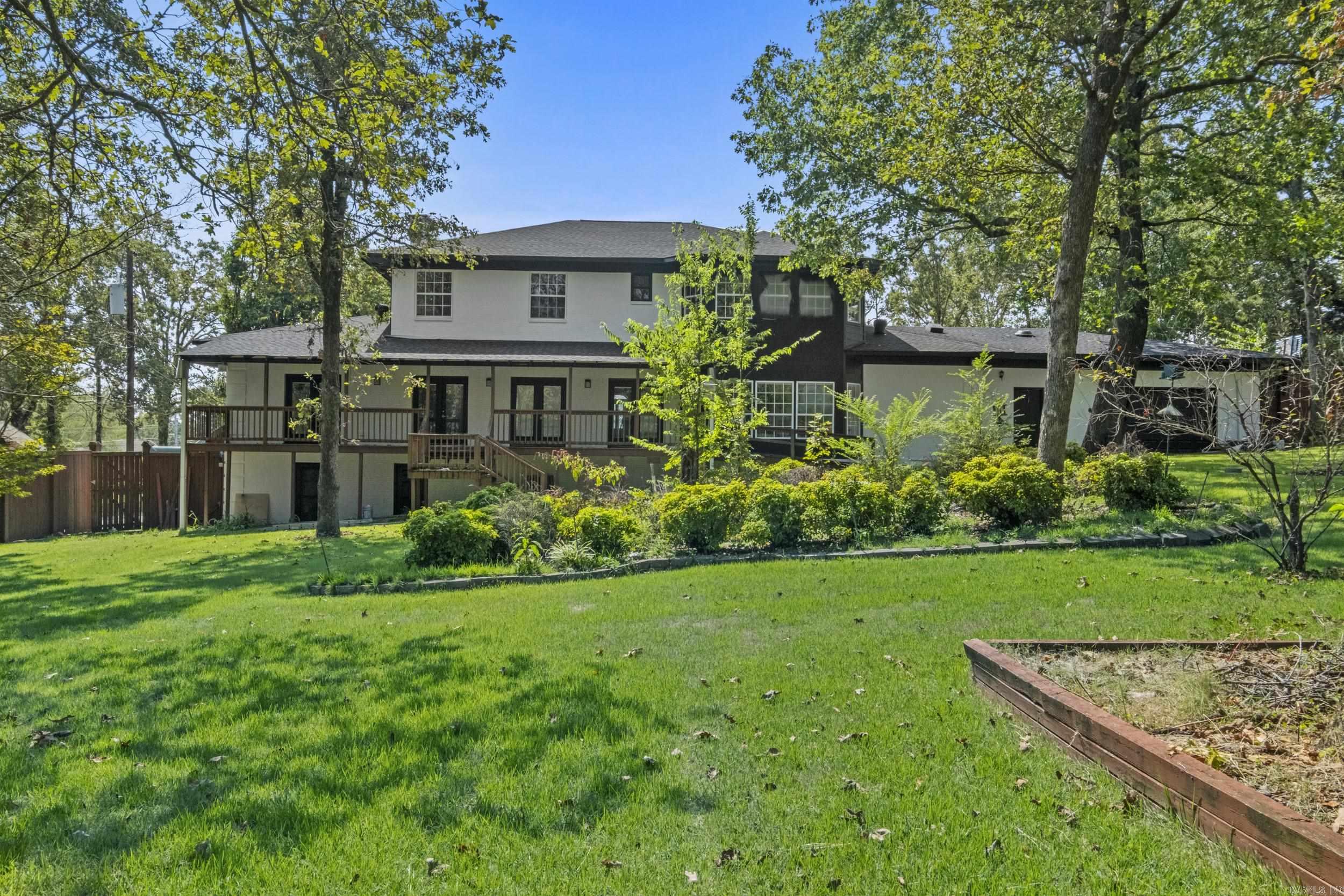 CLUB ROAD - Residential