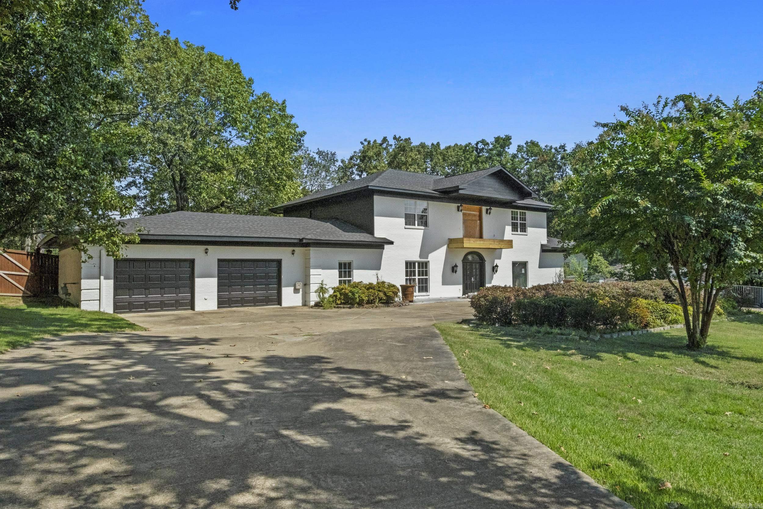 CLUB ROAD - Residential