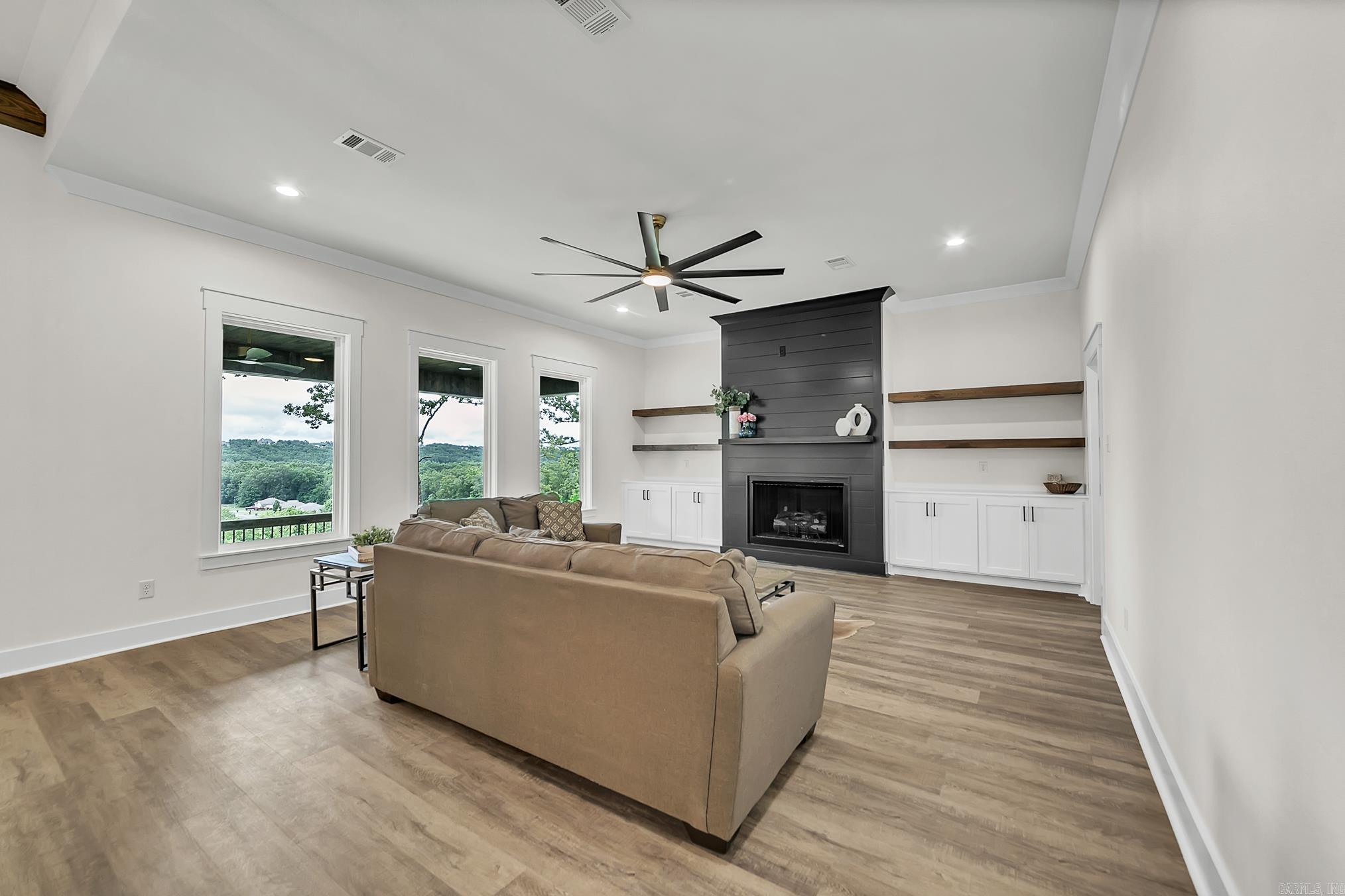 GREYSTONE - Residential