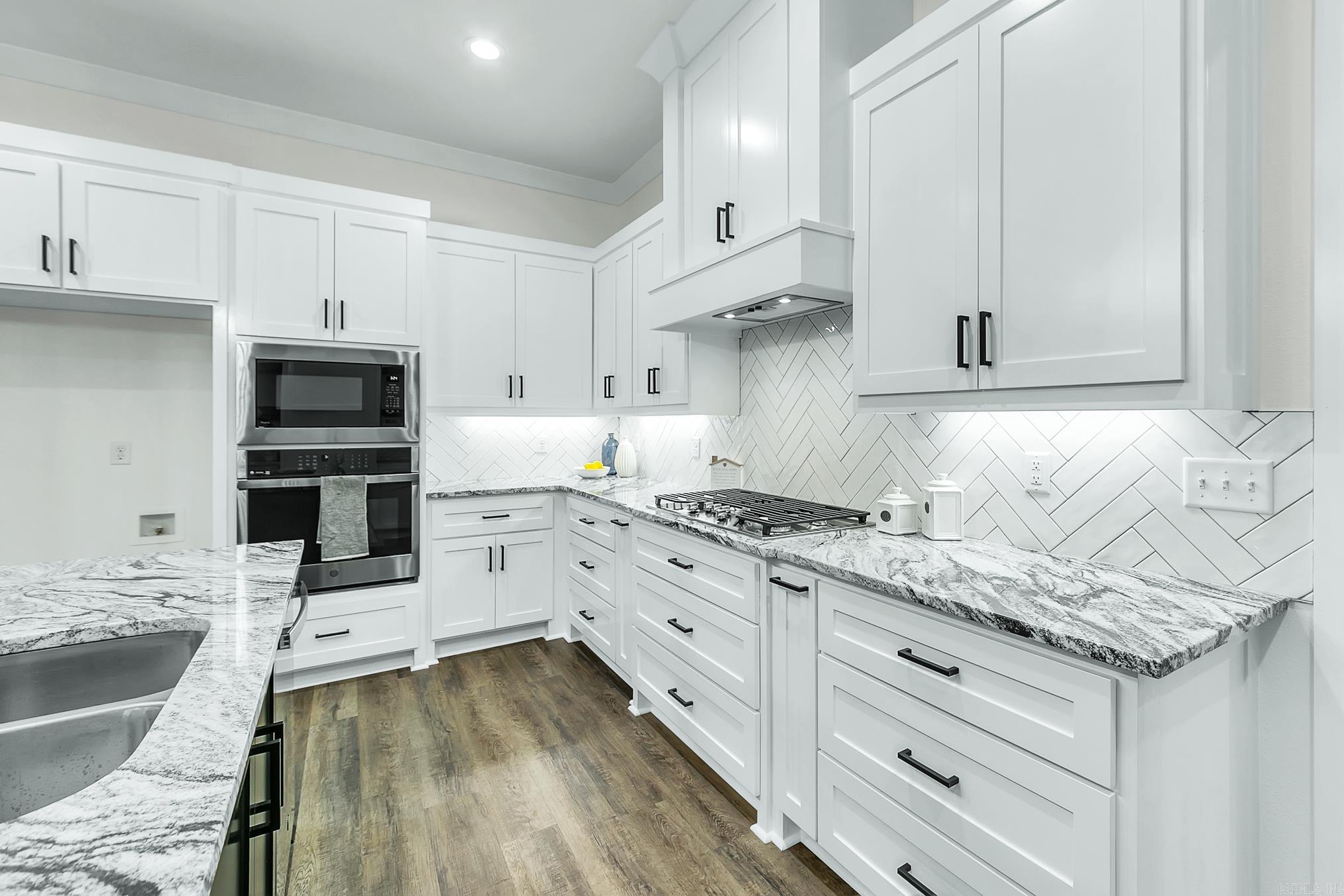 GREYSTONE - Residential