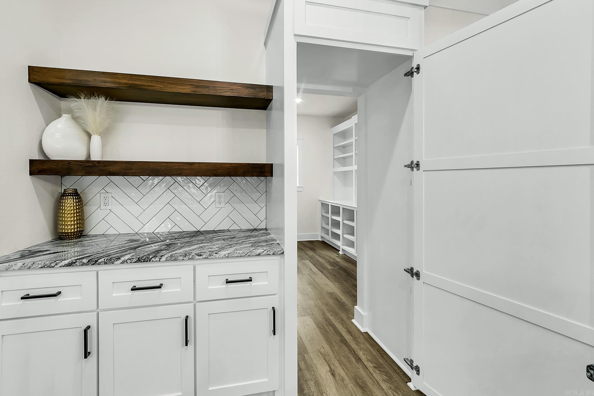 GREYSTONE - Residential