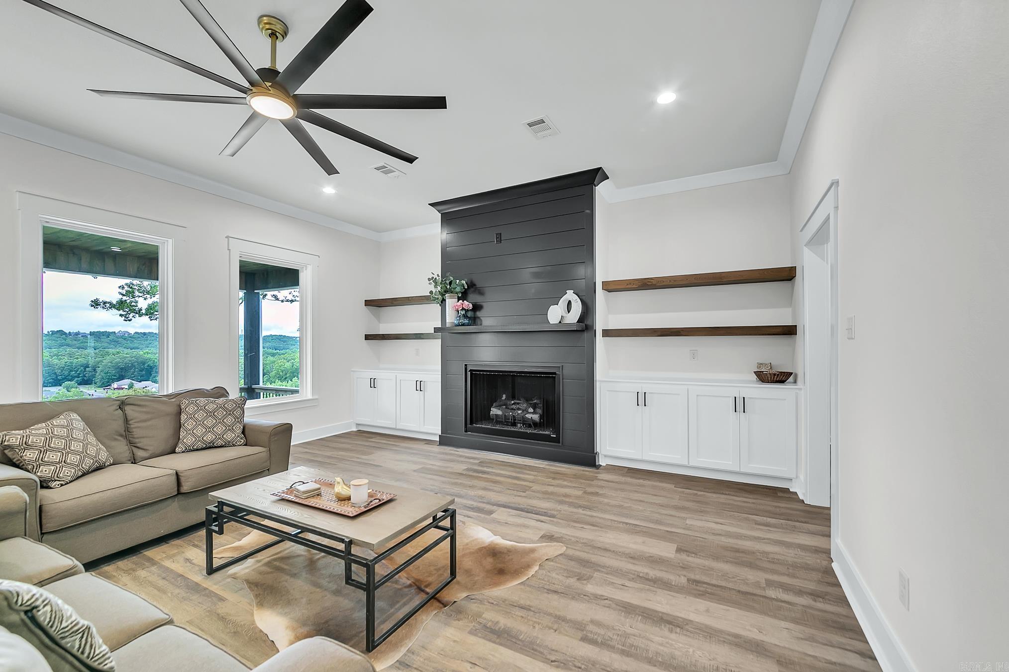 GREYSTONE - Residential