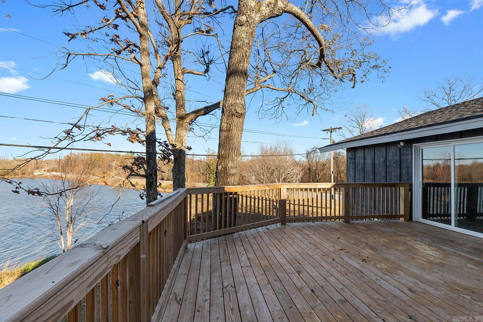 INDIANHEAD LAKES EST - Residential