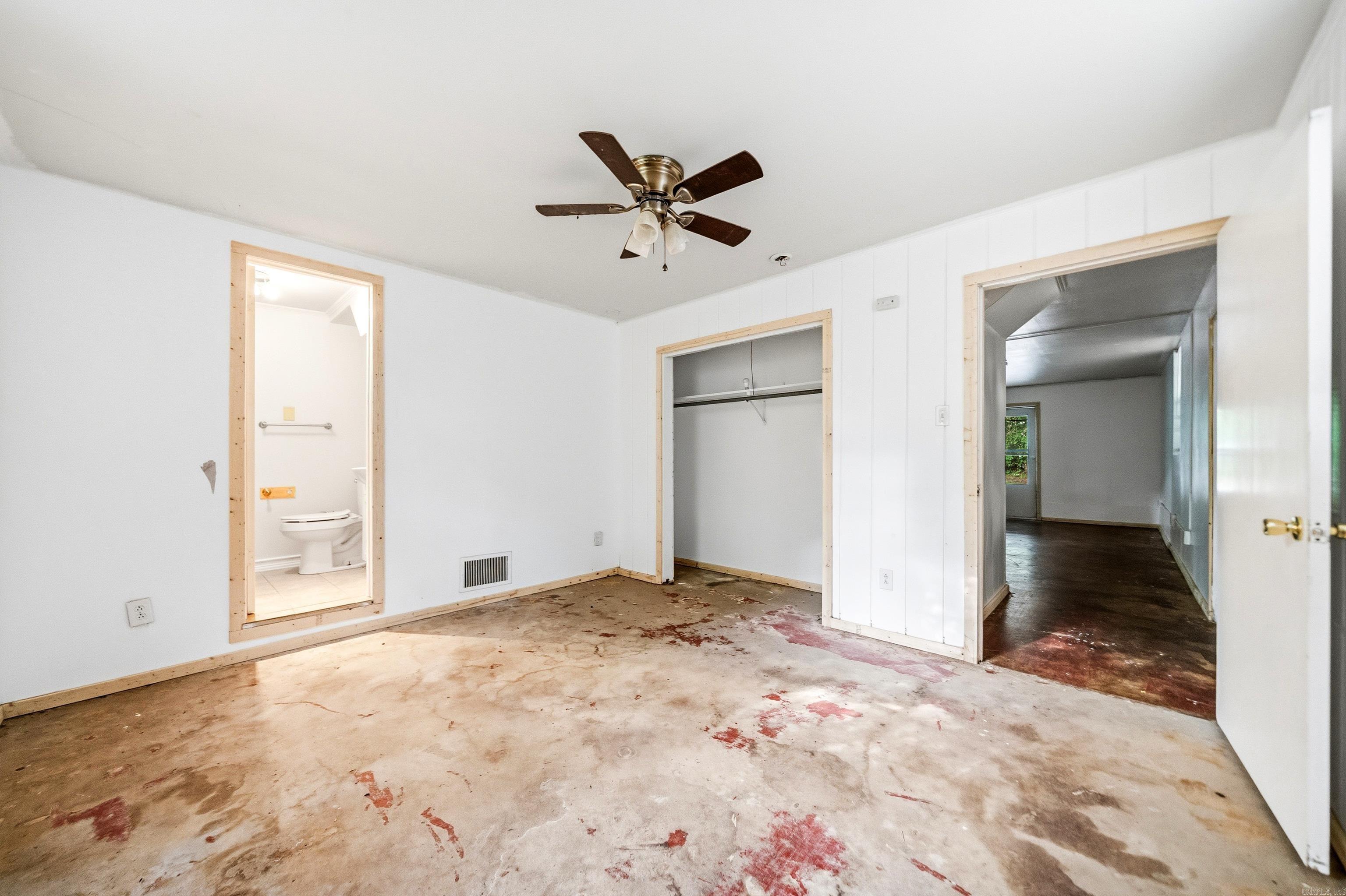 GREEN FOREST - Residential