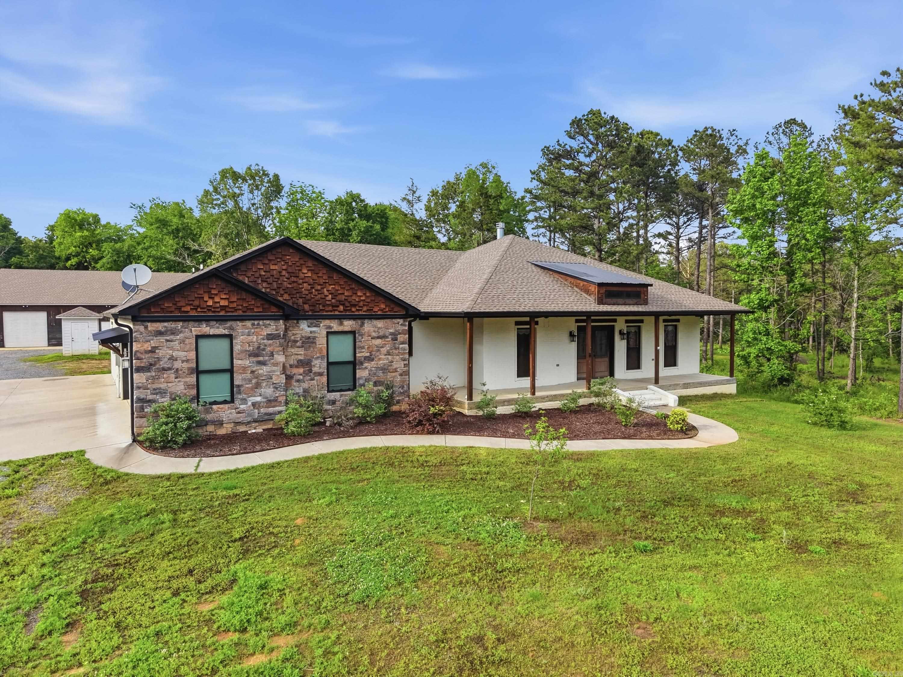 CEDAR PARK ESTATES - Residential