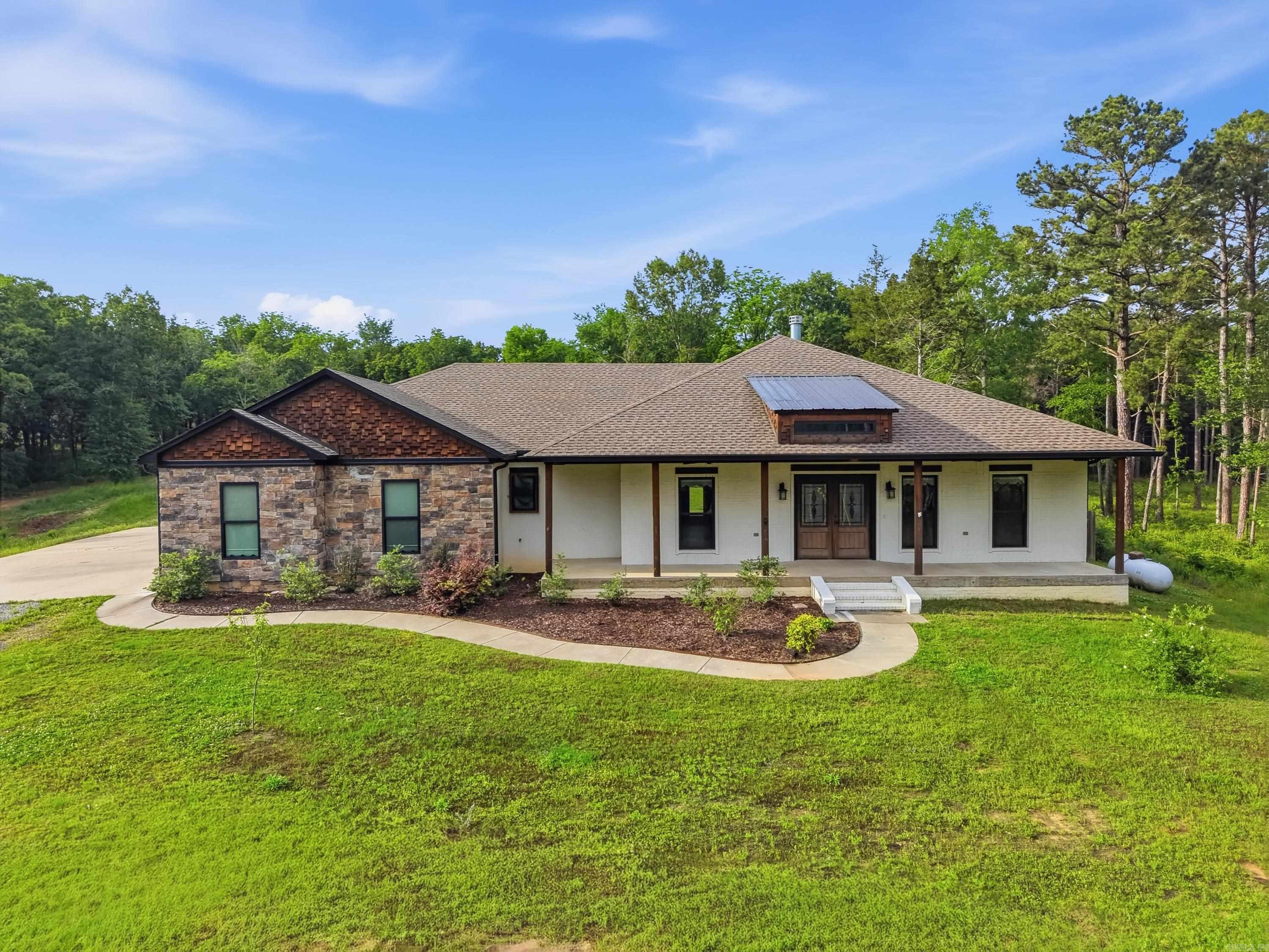 CEDAR PARK ESTATES - Residential