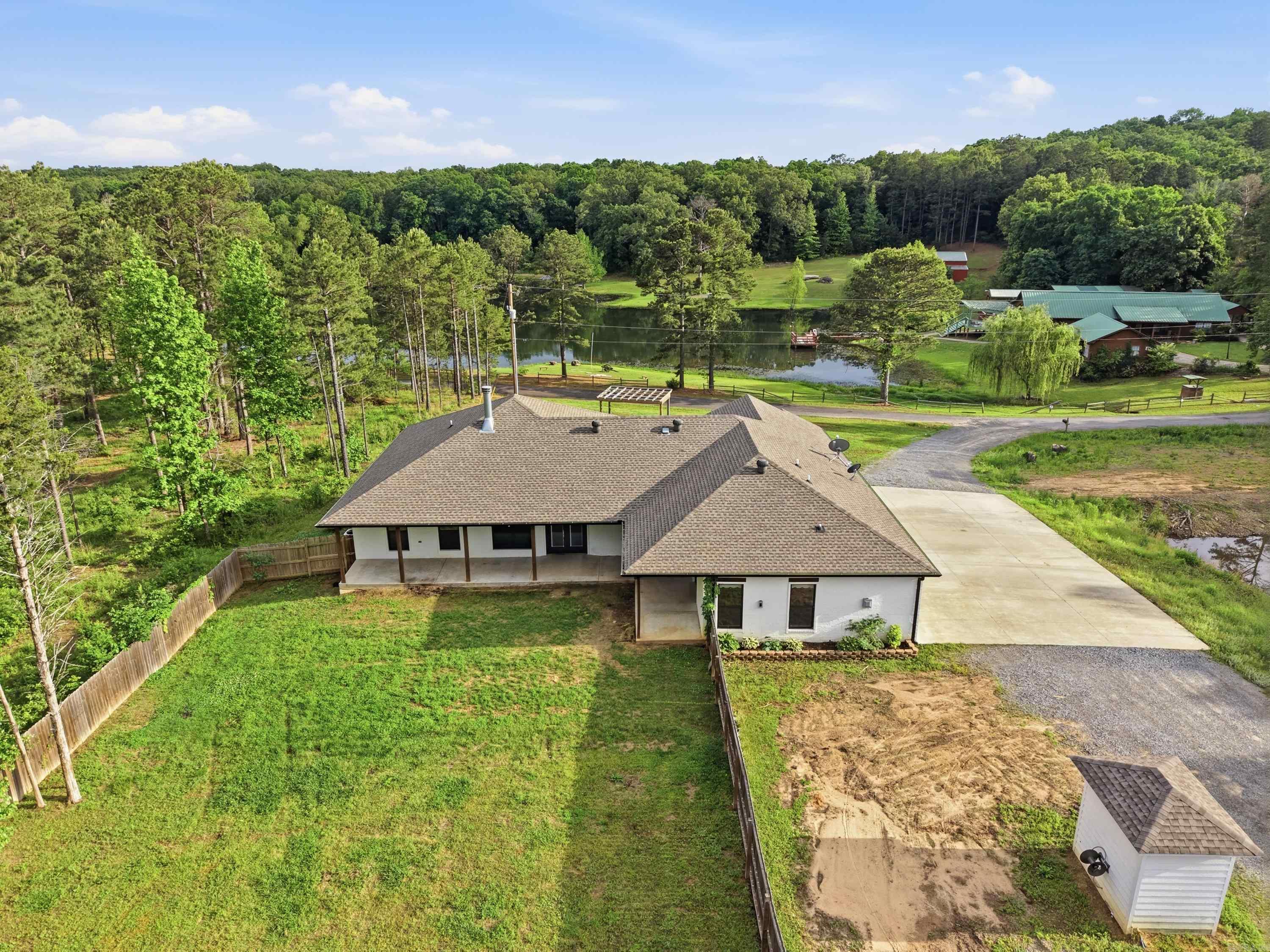 CEDAR PARK ESTATES - Residential