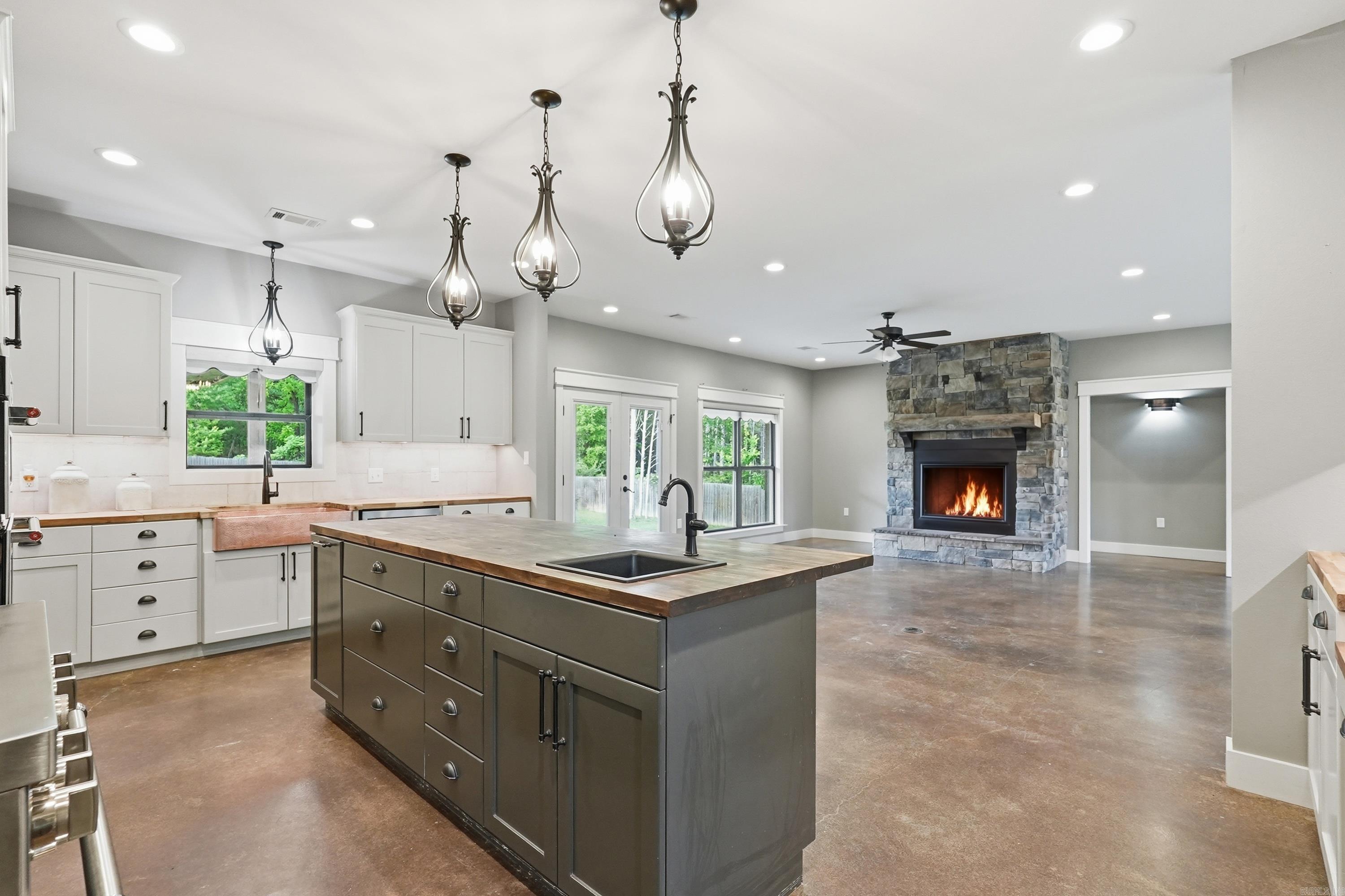 CEDAR PARK ESTATES - Residential