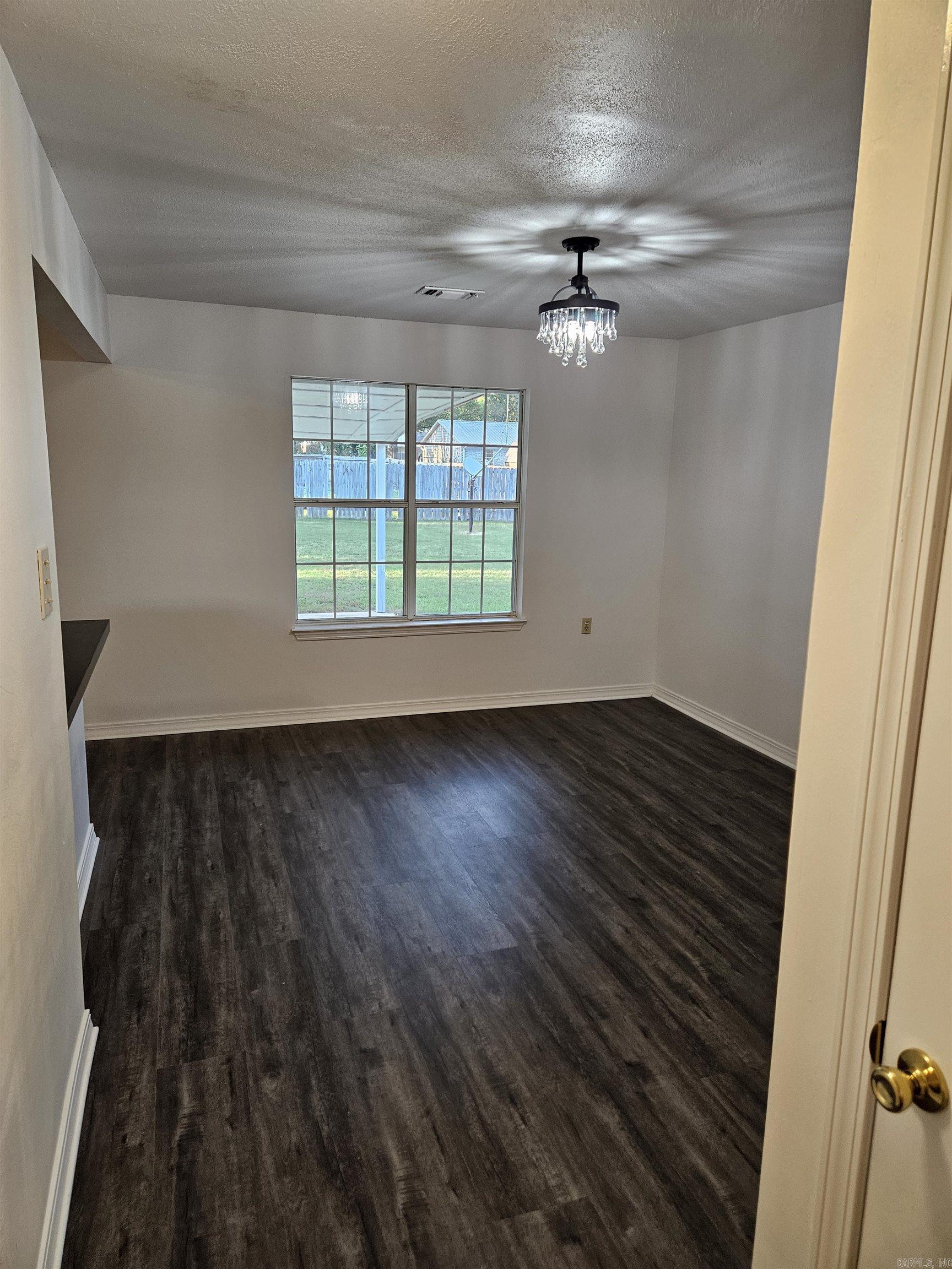 WINDWOOD SOUTH - Residential