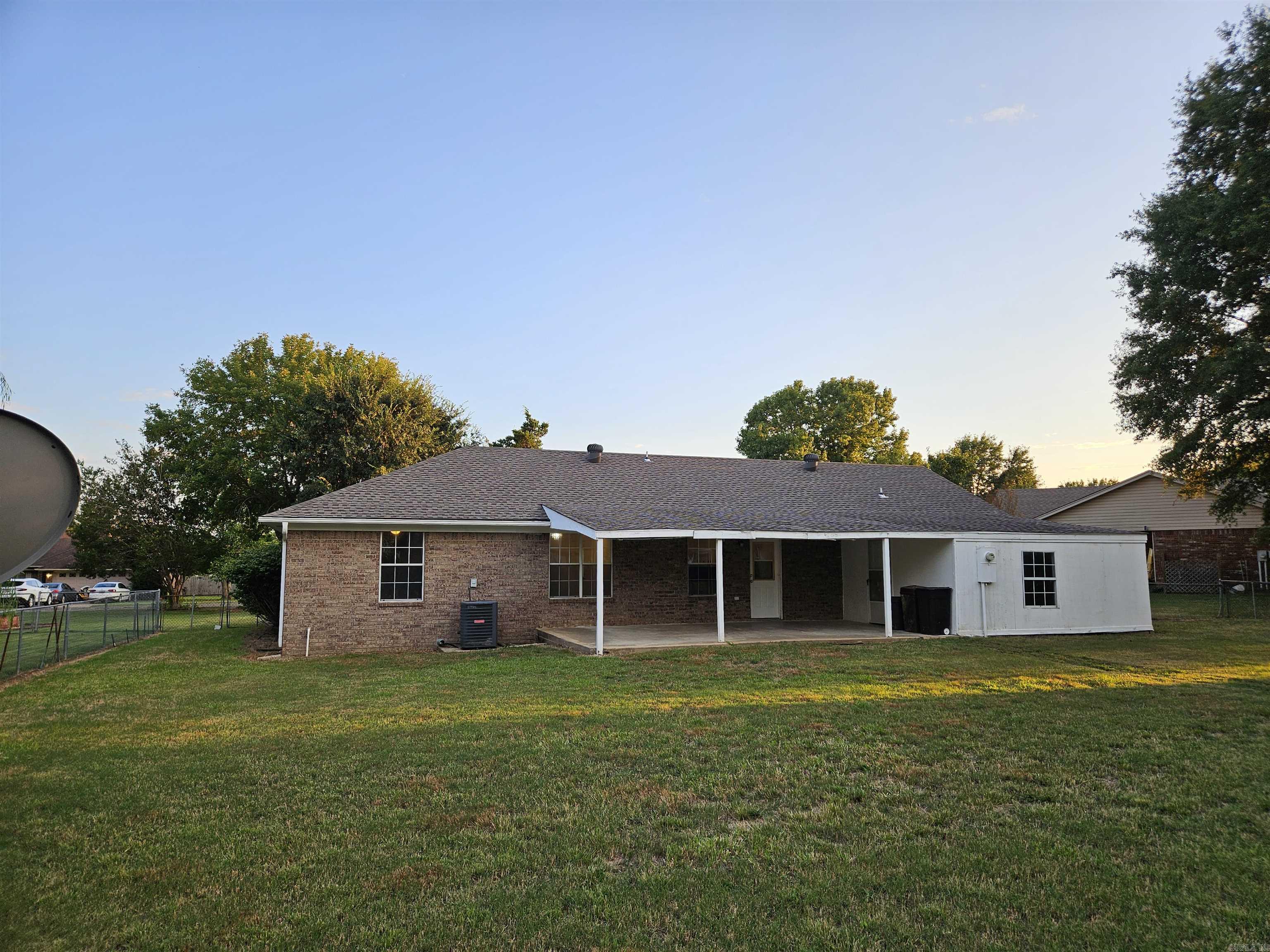 WINDWOOD SOUTH - Residential