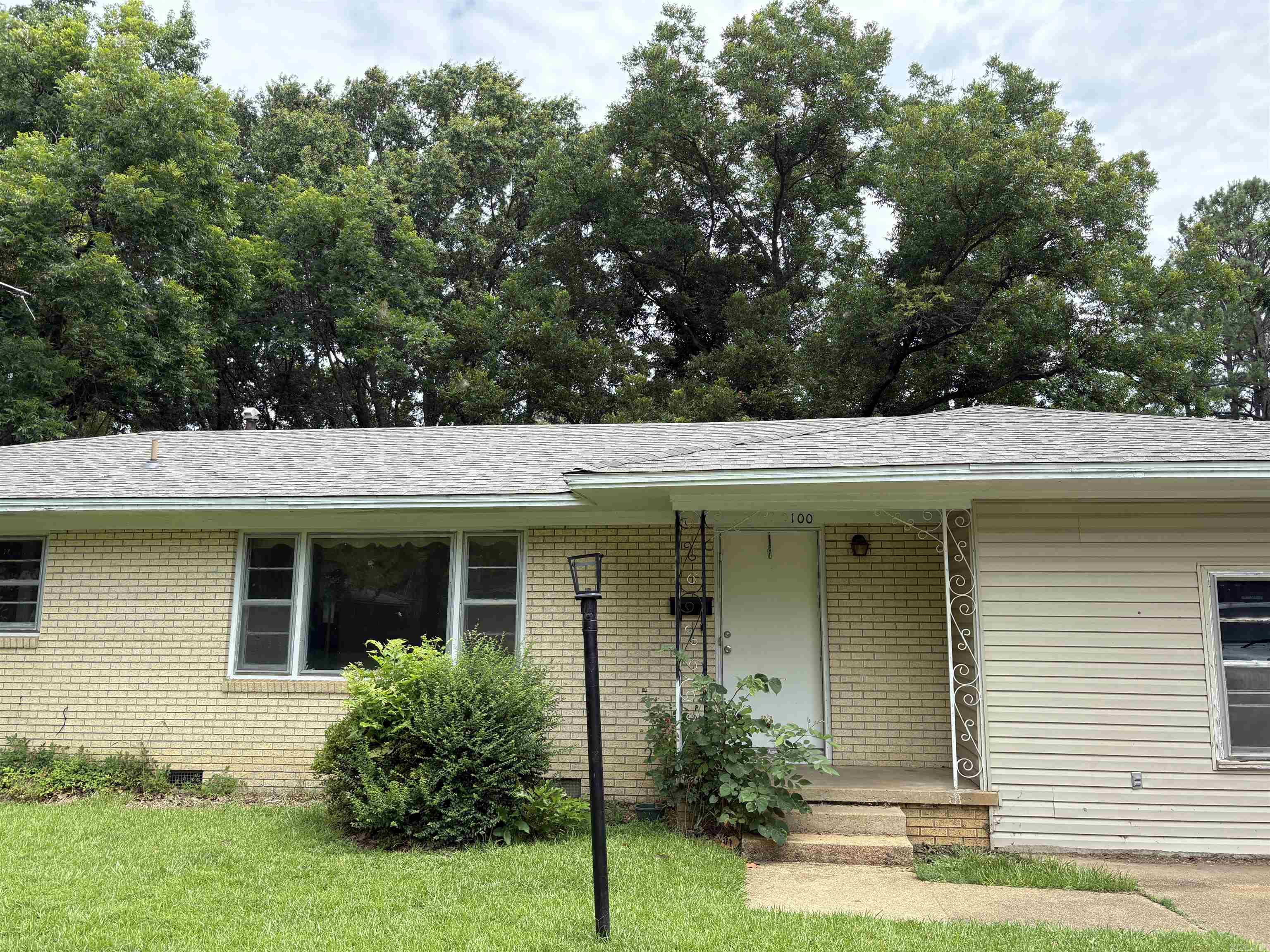 Hi! My name is Lincoln. I've been the happy home to many people over many years as a rental. Now, the owners have decided to update me with some cabinets, counters, paint, and other things to make me beautiful. I'm located just a few minutes from the new community center in progress, that awesome community swimming pool, ballfields, and all of Searcy's restaurants and shopping. I've got one really big room that could be a second living area, a gaming room, or a really big extra bedroom. I've got those really cool old school hardwood floors that are so beloved. I've got a big back yard for play, entertaining, or whatever you want to do. Please come see what the owners are doing and pick me up from them as fast as you can. I promise I'll be an amazing home whether I'm your rental or your own home!!!